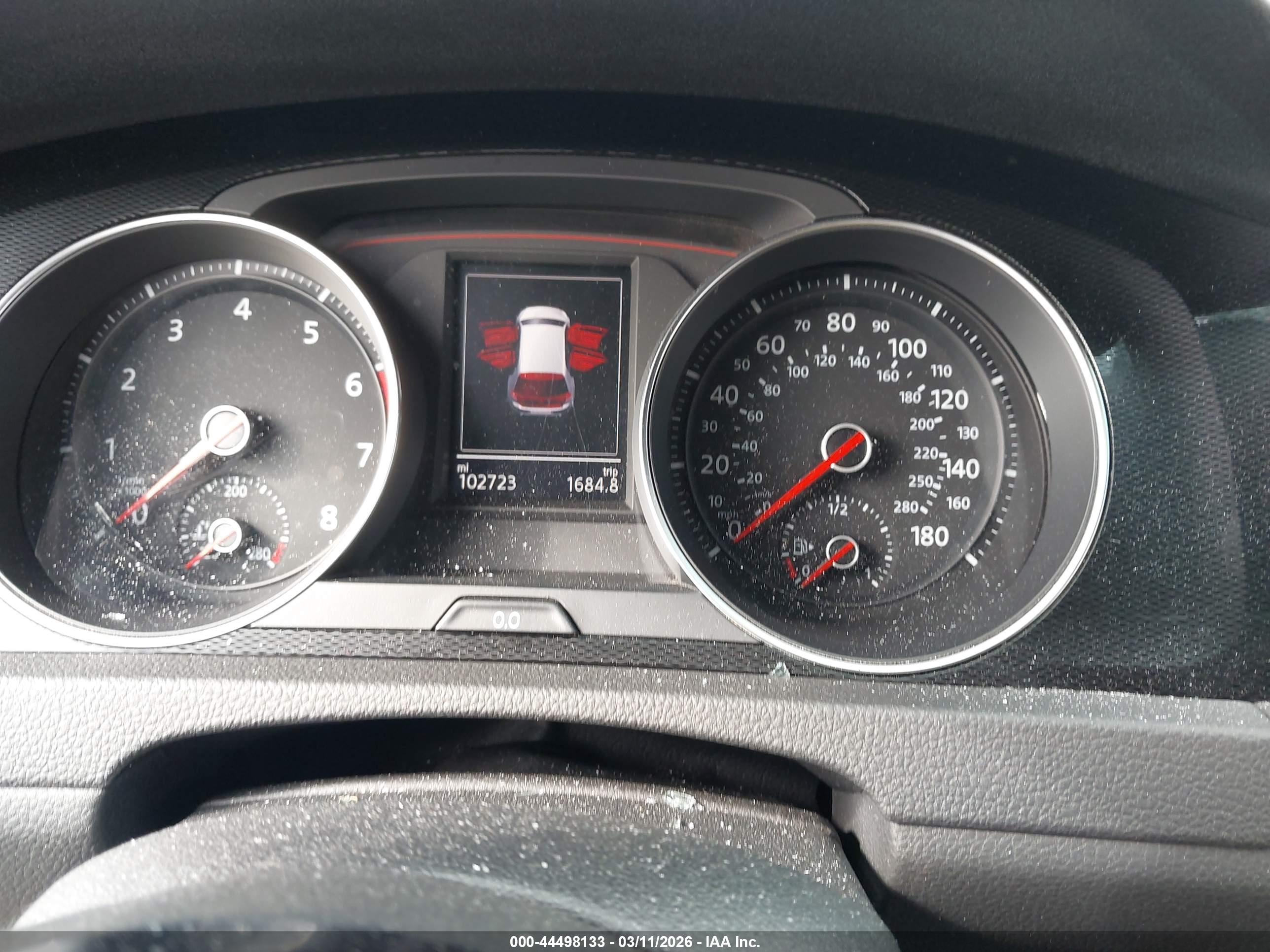 VOLKSWAGEN GOLF image 7