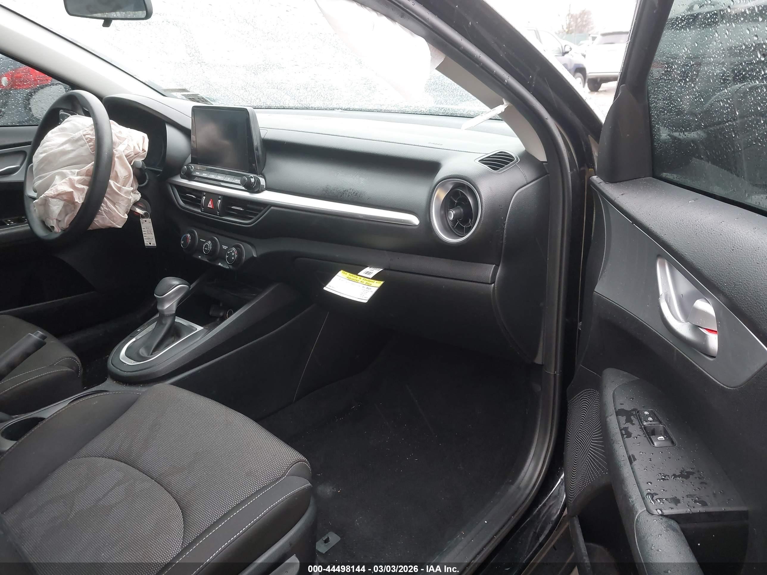 KIA FORTE image 5