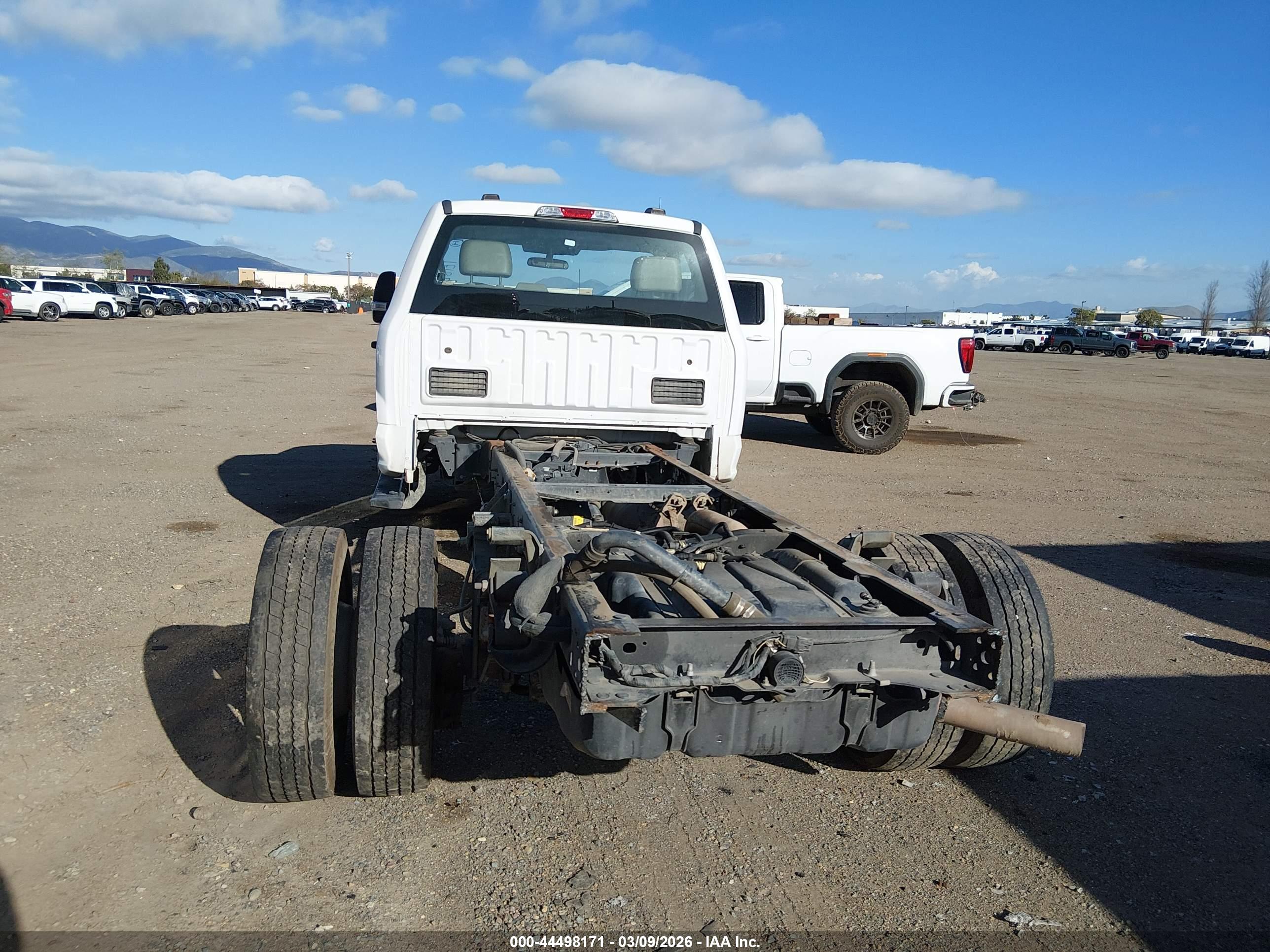 FORD F-450 image 6