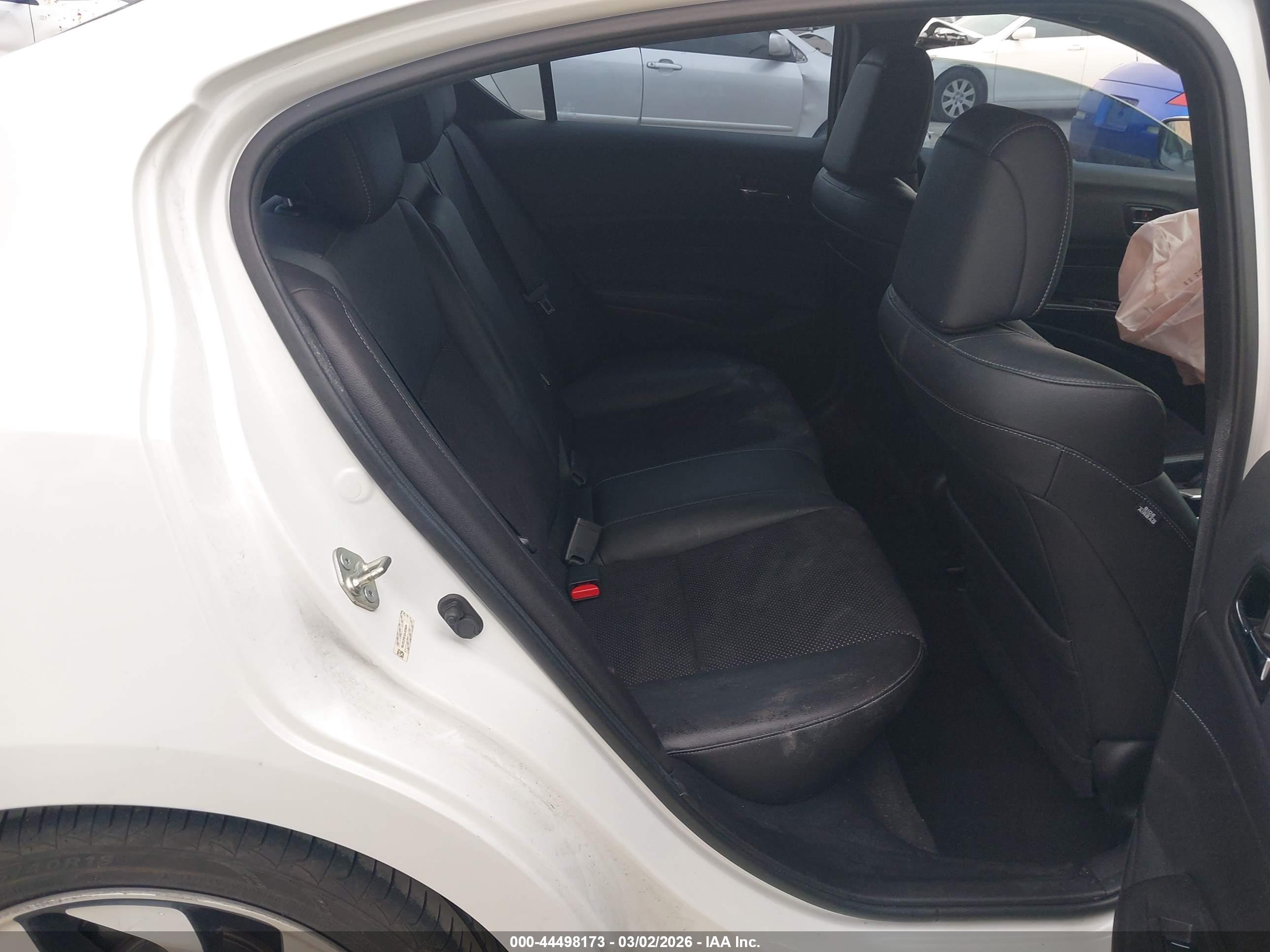 ACURA ILX image 8