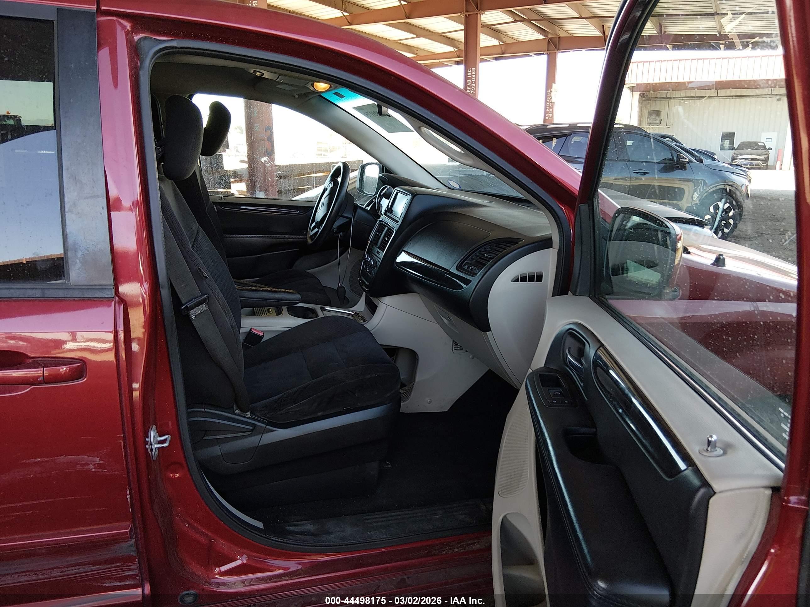 DODGE GRAND image 5