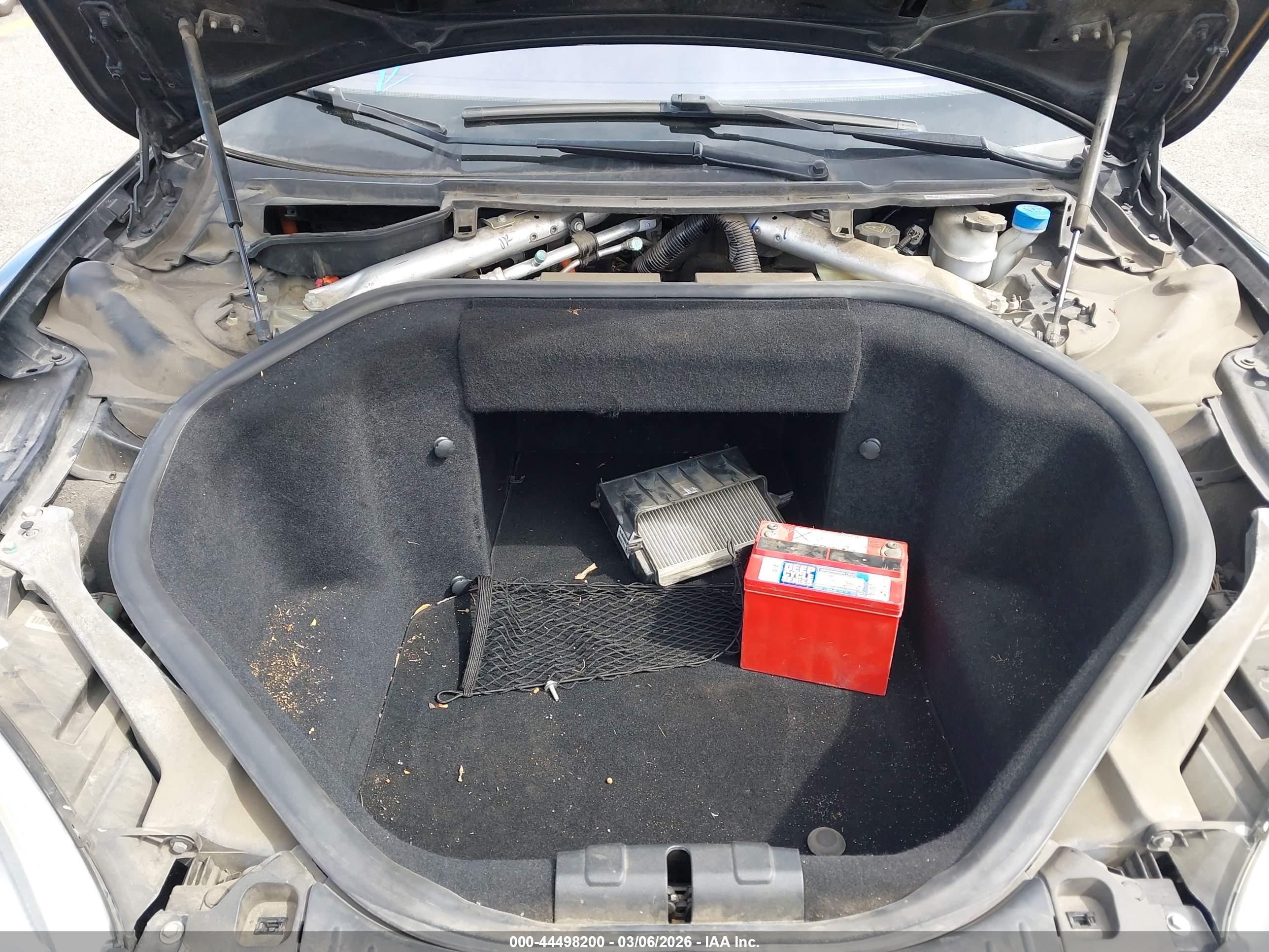 TESLA MODEL image 10