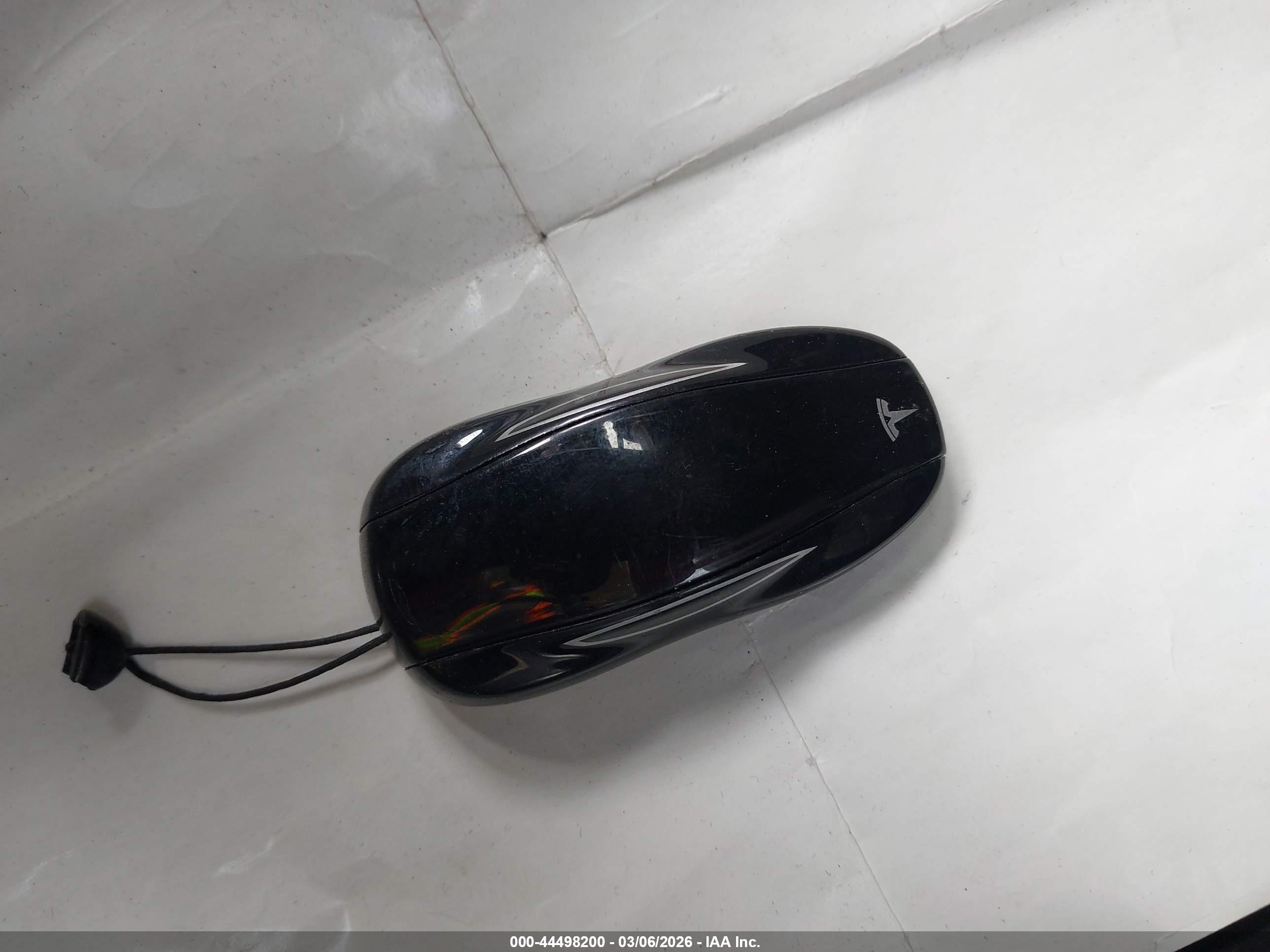 TESLA MODEL image 11