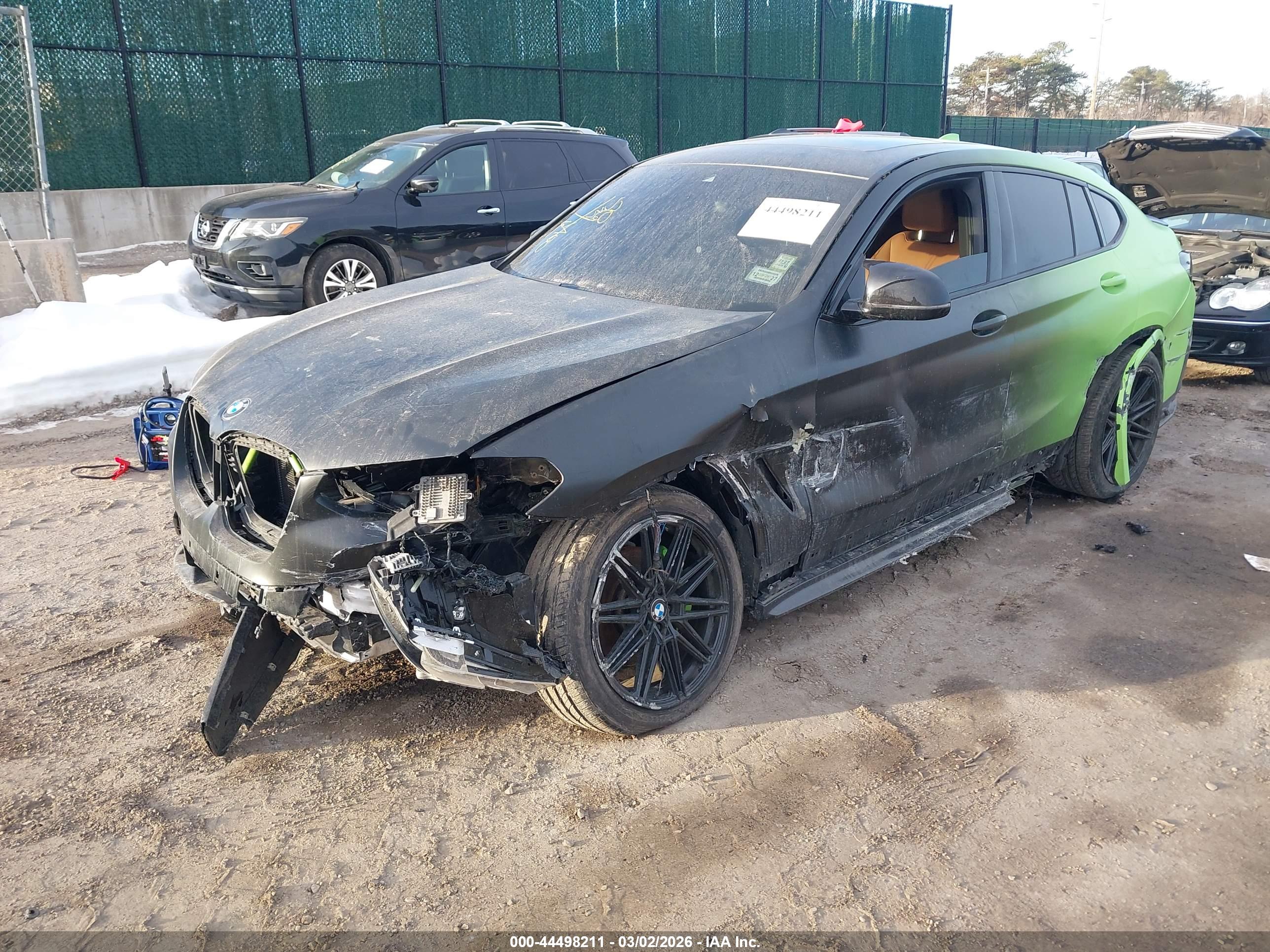 BMW X4 image 2