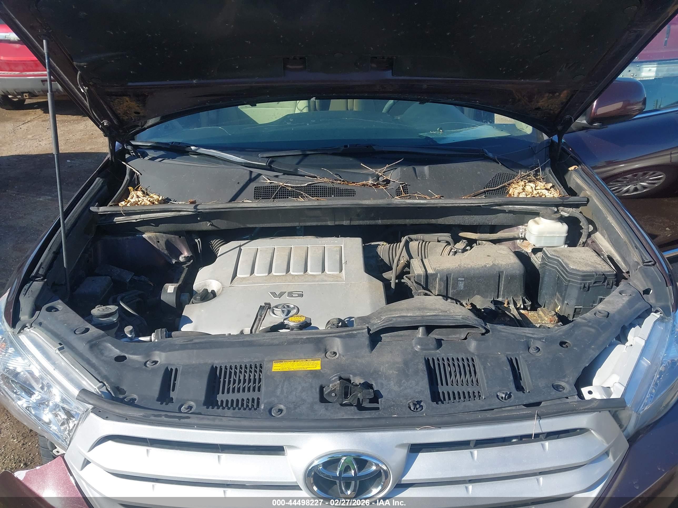 TOYOTA HIGHLANDER image 10
