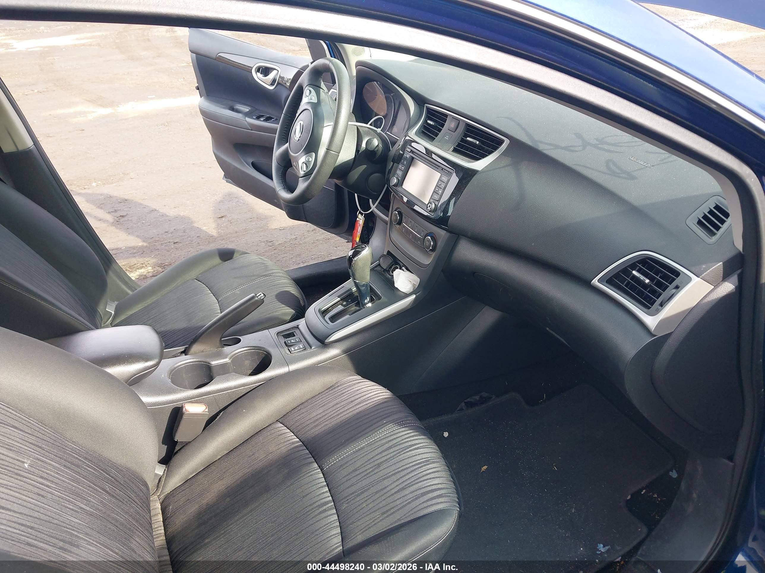 NISSAN SENTRA image 5