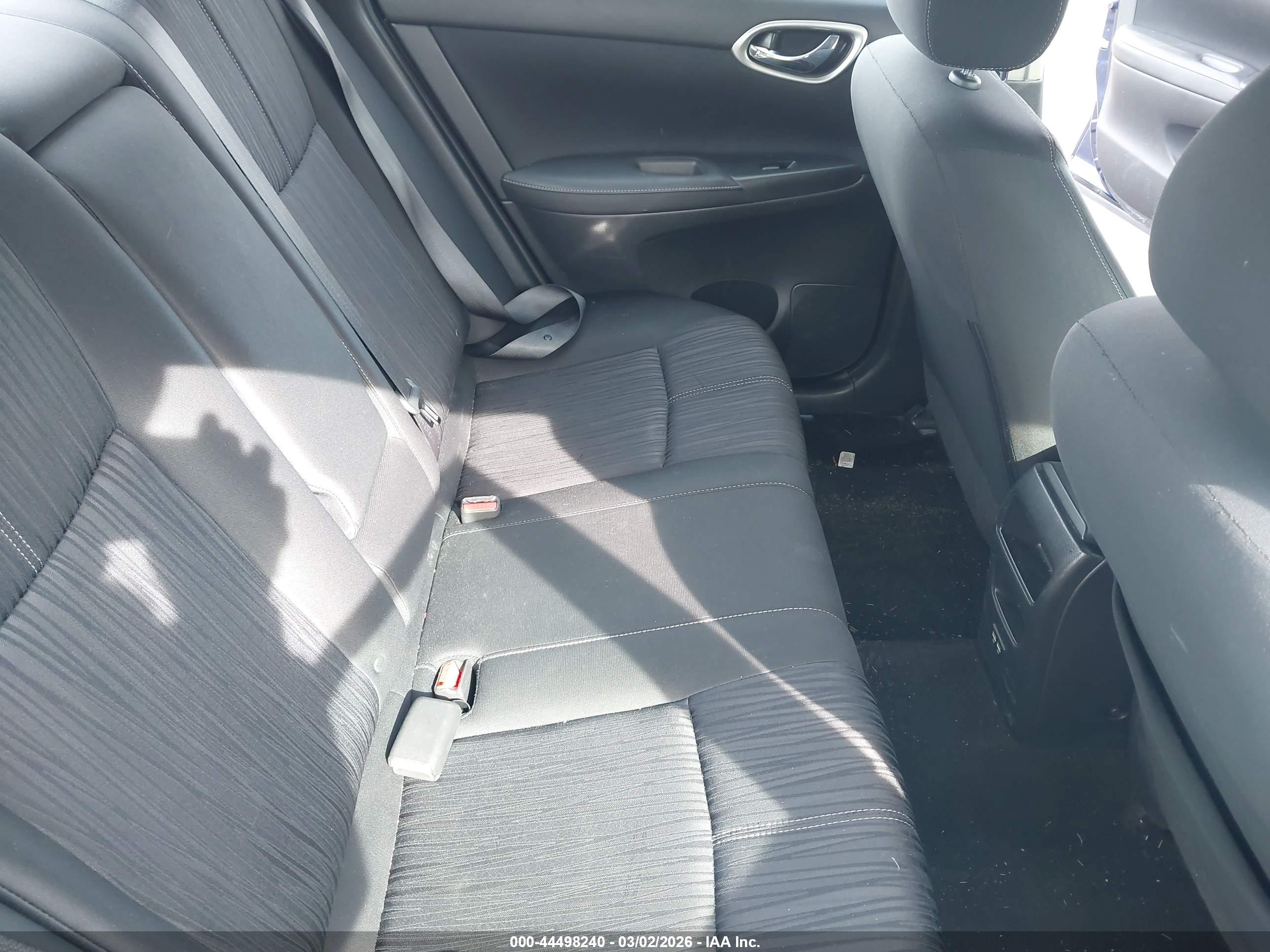 NISSAN SENTRA image 8