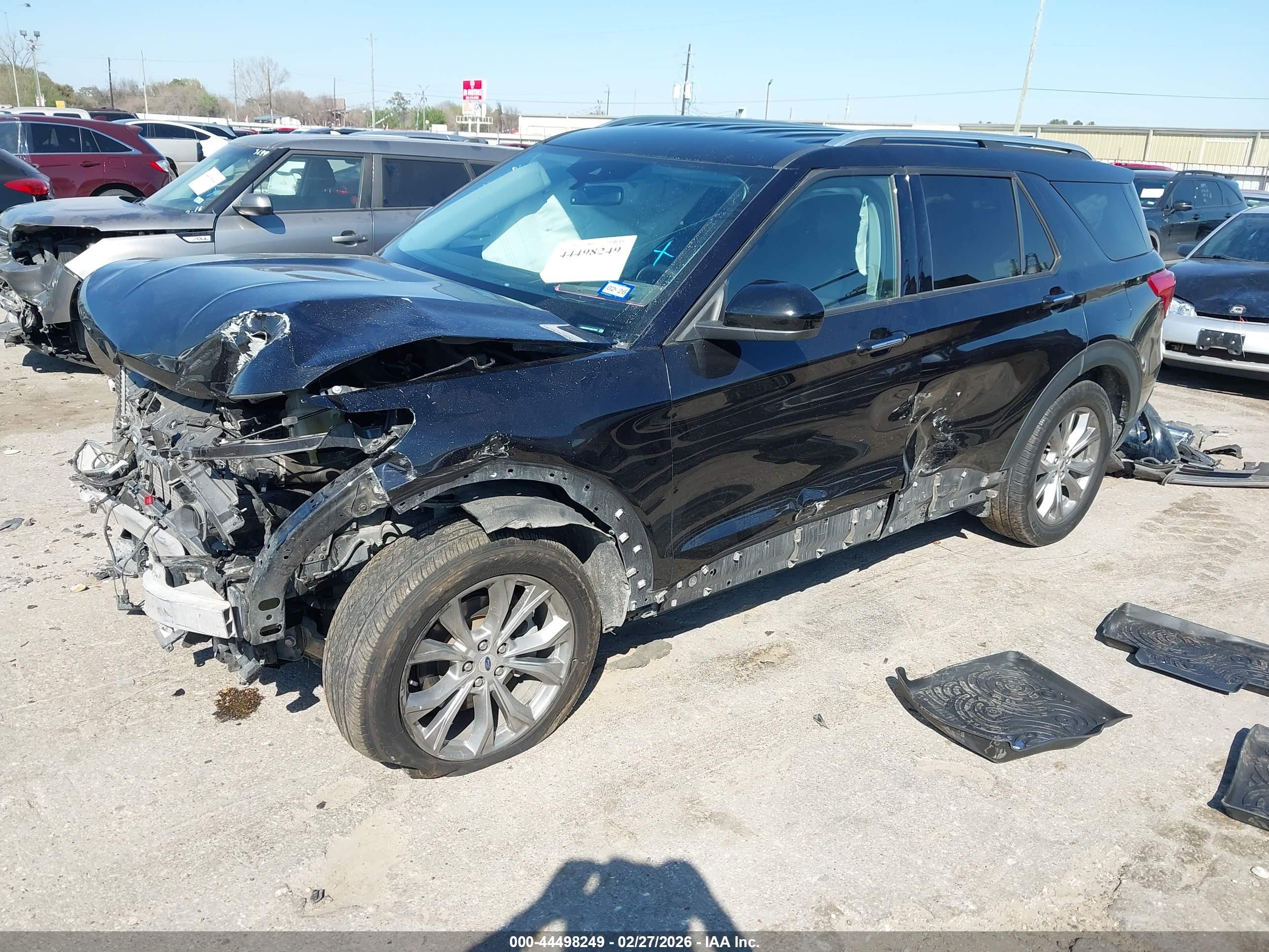 FORD EXPLORER image 2