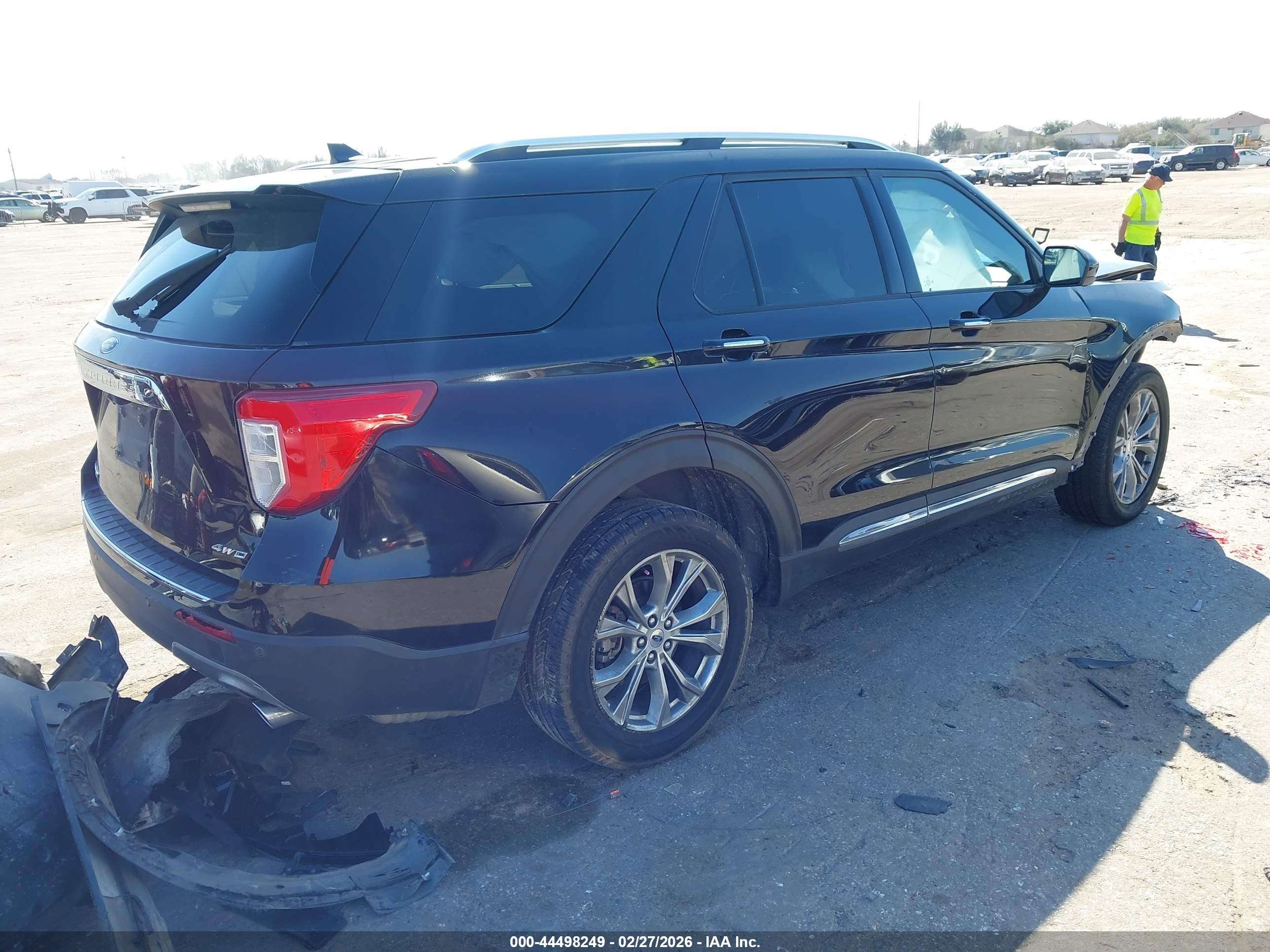 FORD EXPLORER image 4
