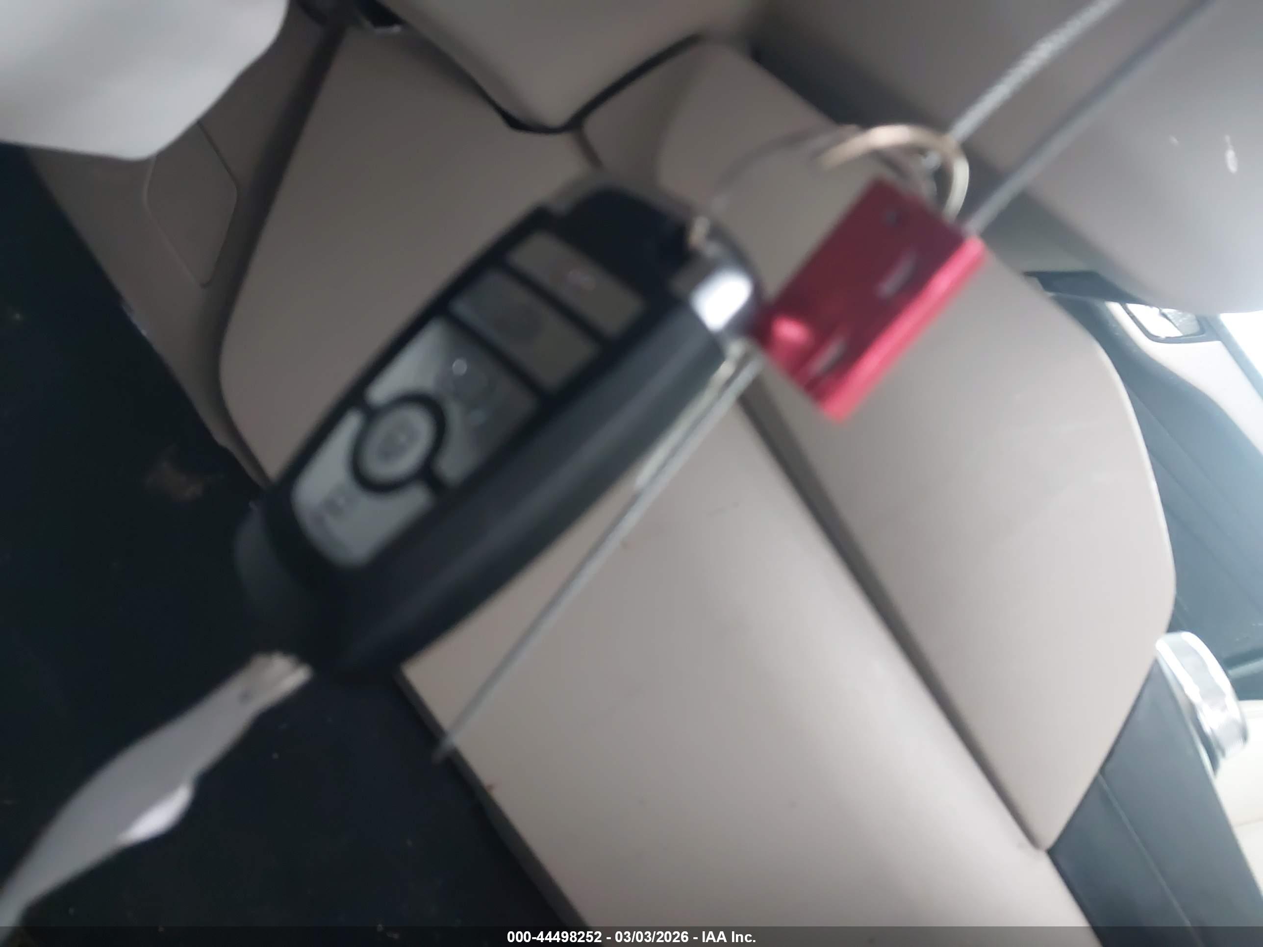 FORD ESCAPE image 11