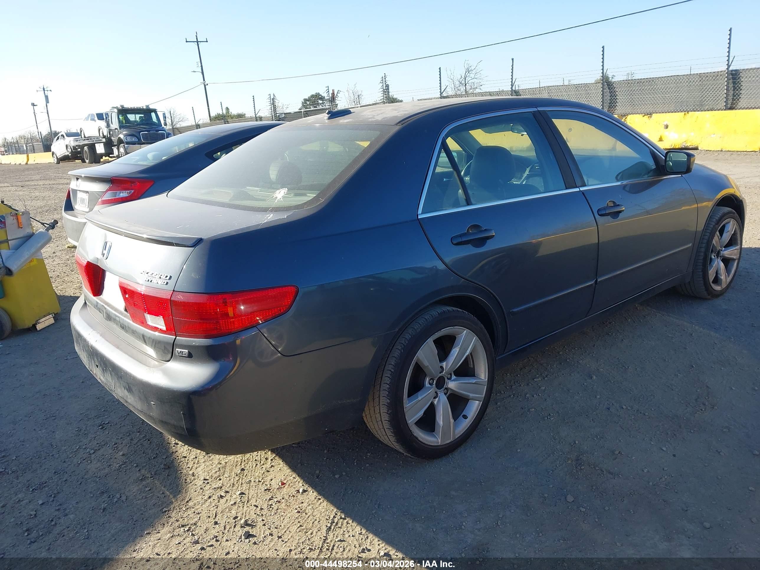 HONDA ACCORD image 4