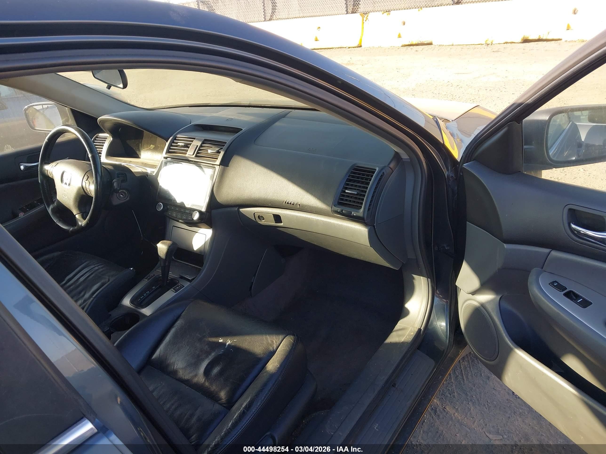 HONDA ACCORD image 5