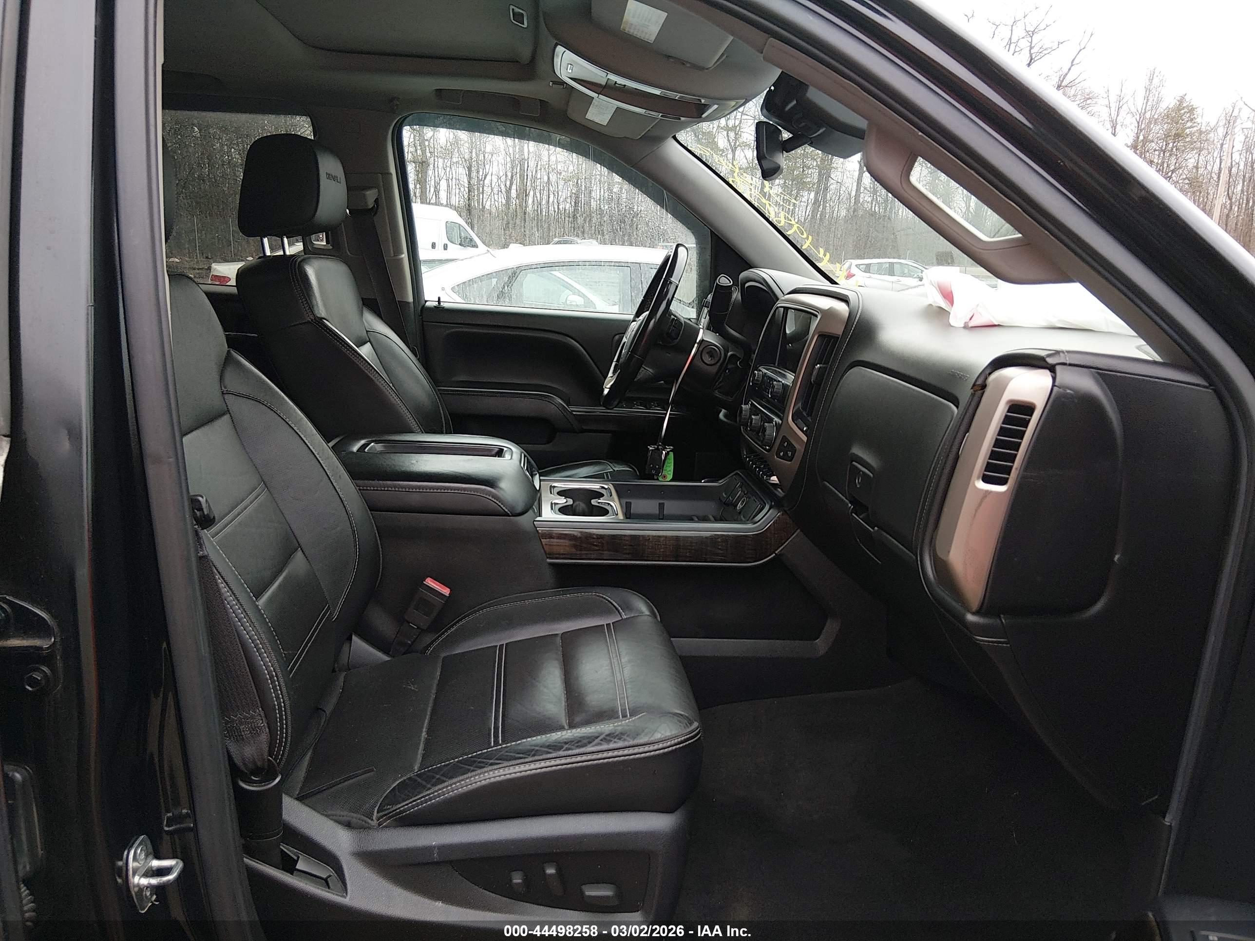 GMC SIERRA image 5