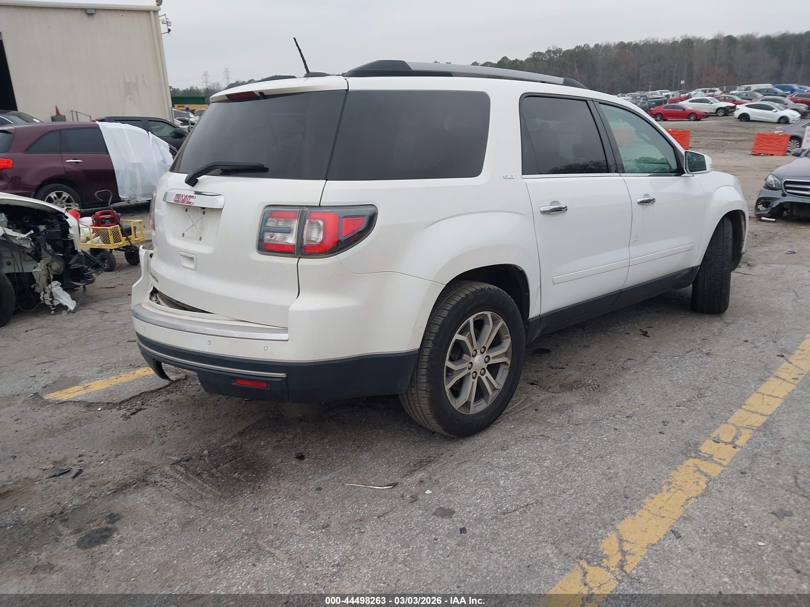 GMC ACADIA image 4