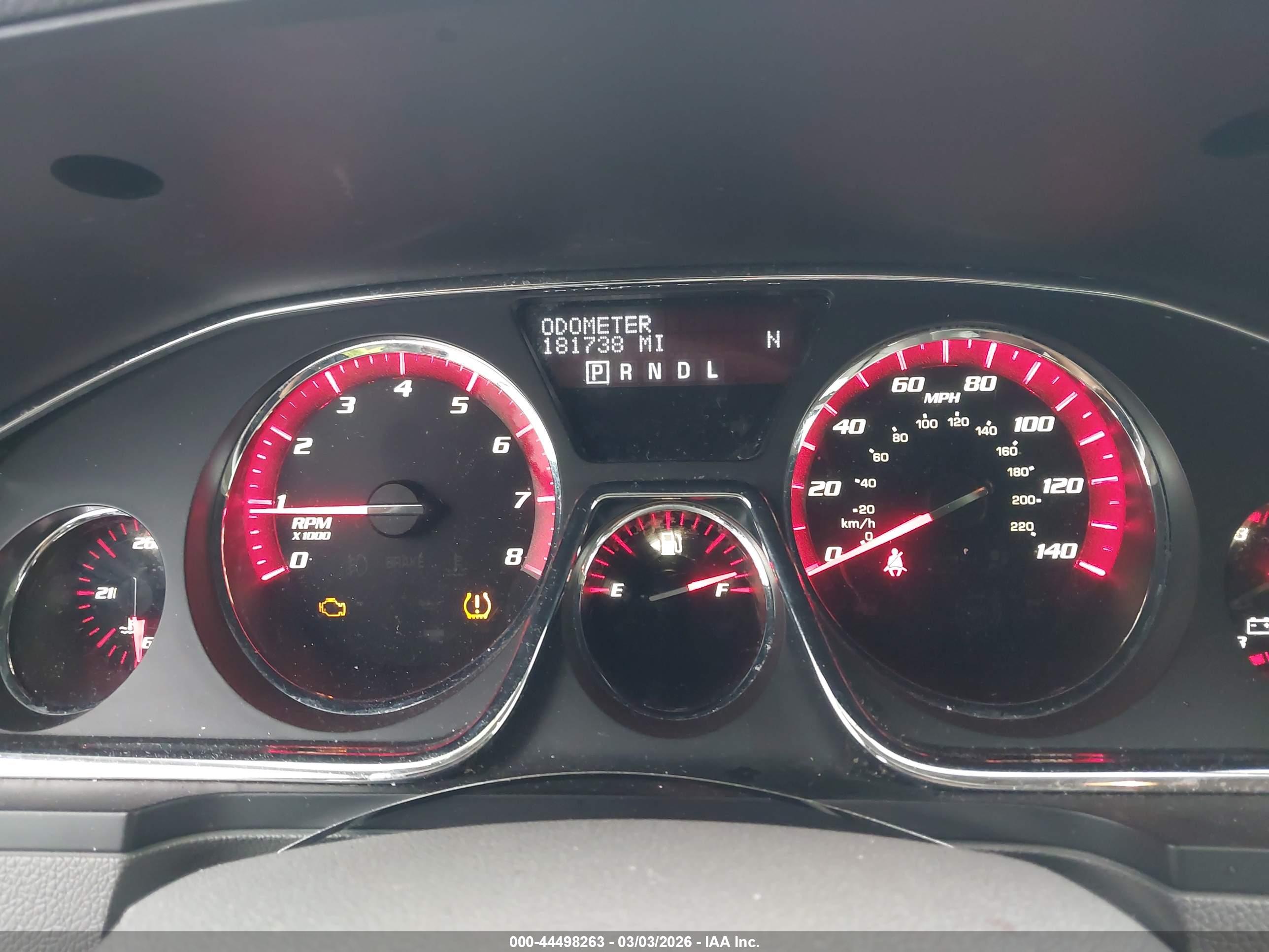 GMC ACADIA image 7