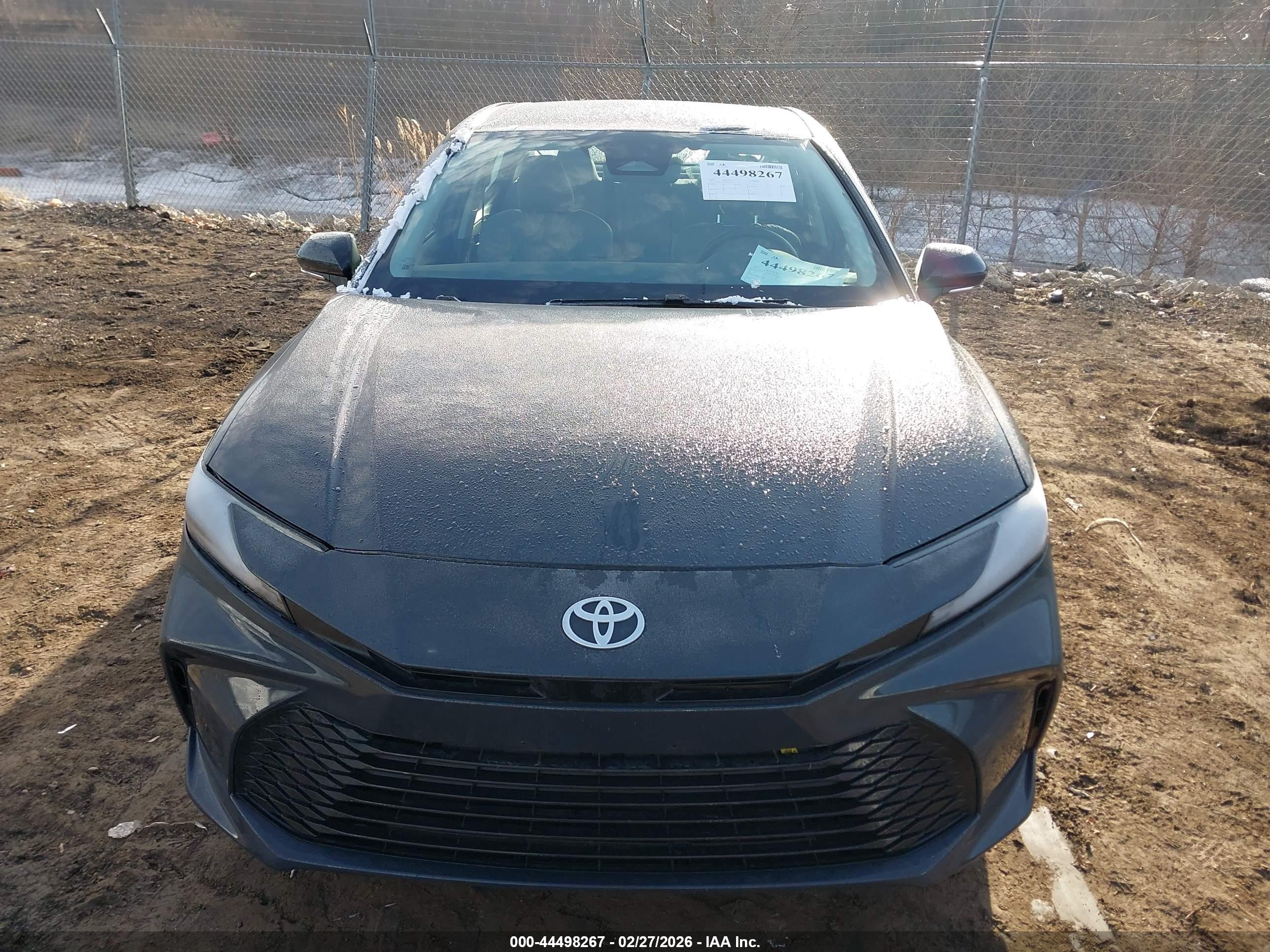 TOYOTA CAMRY image 6