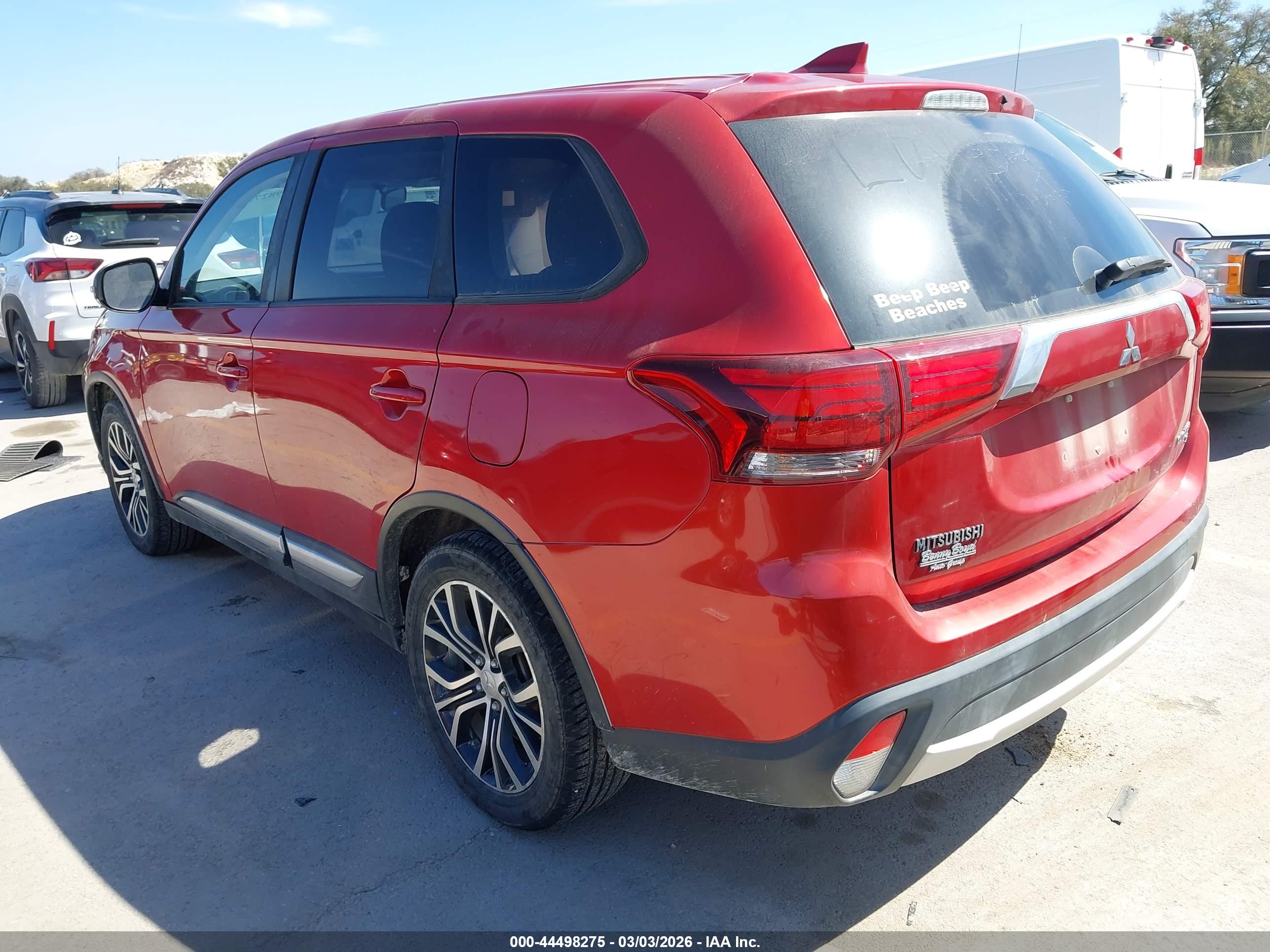 MITSUBISHI OUTLANDER image 3