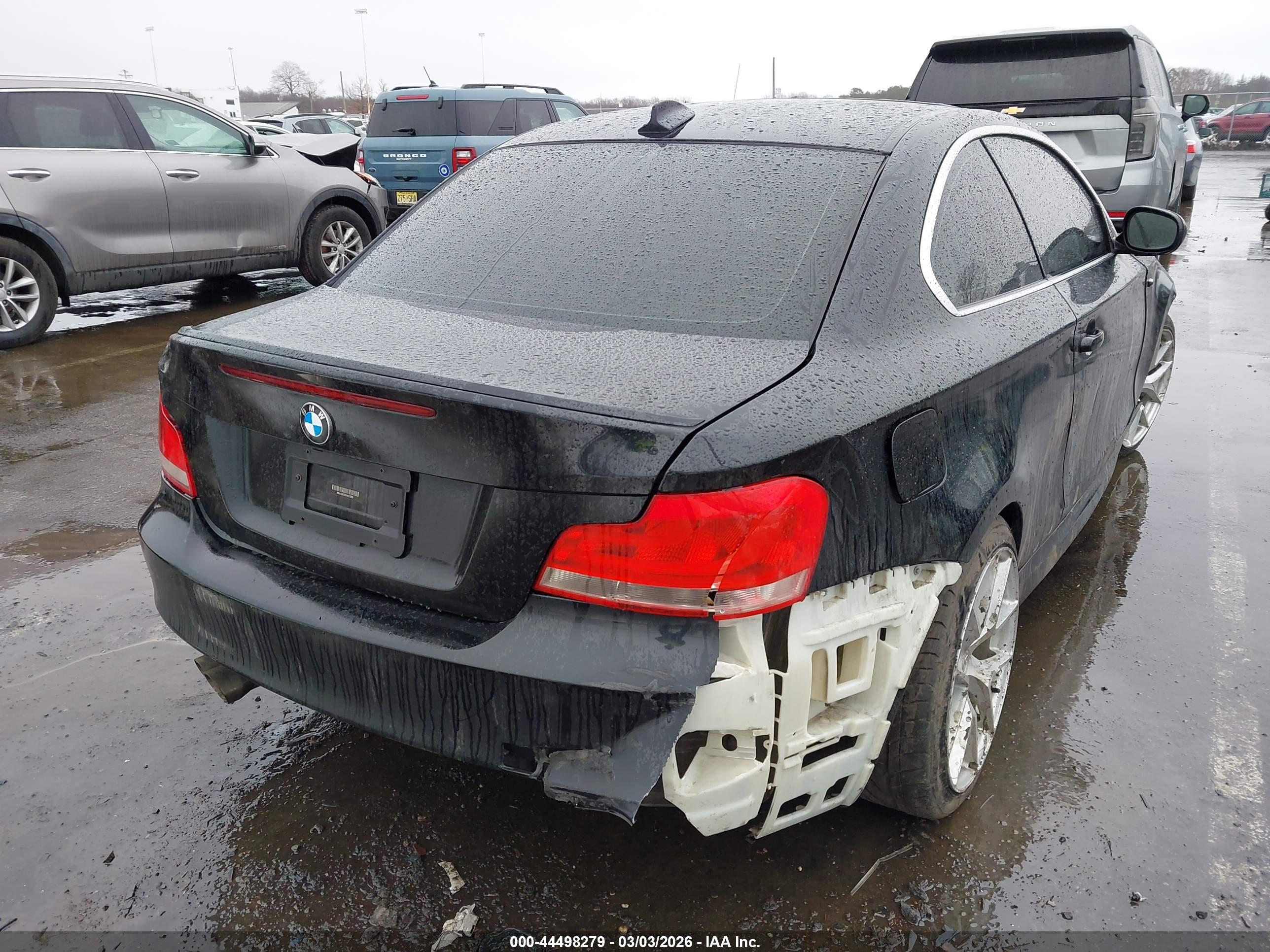 BMW 135I image 4