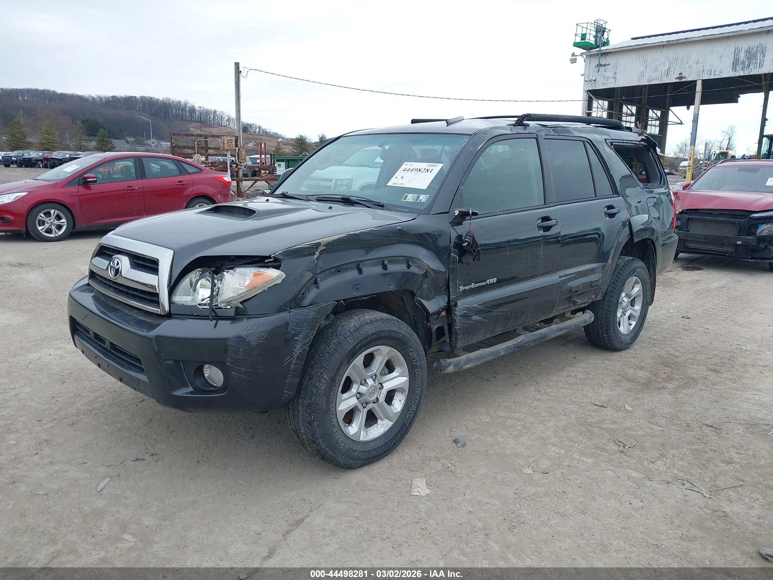 TOYOTA 4RUNNER image 2