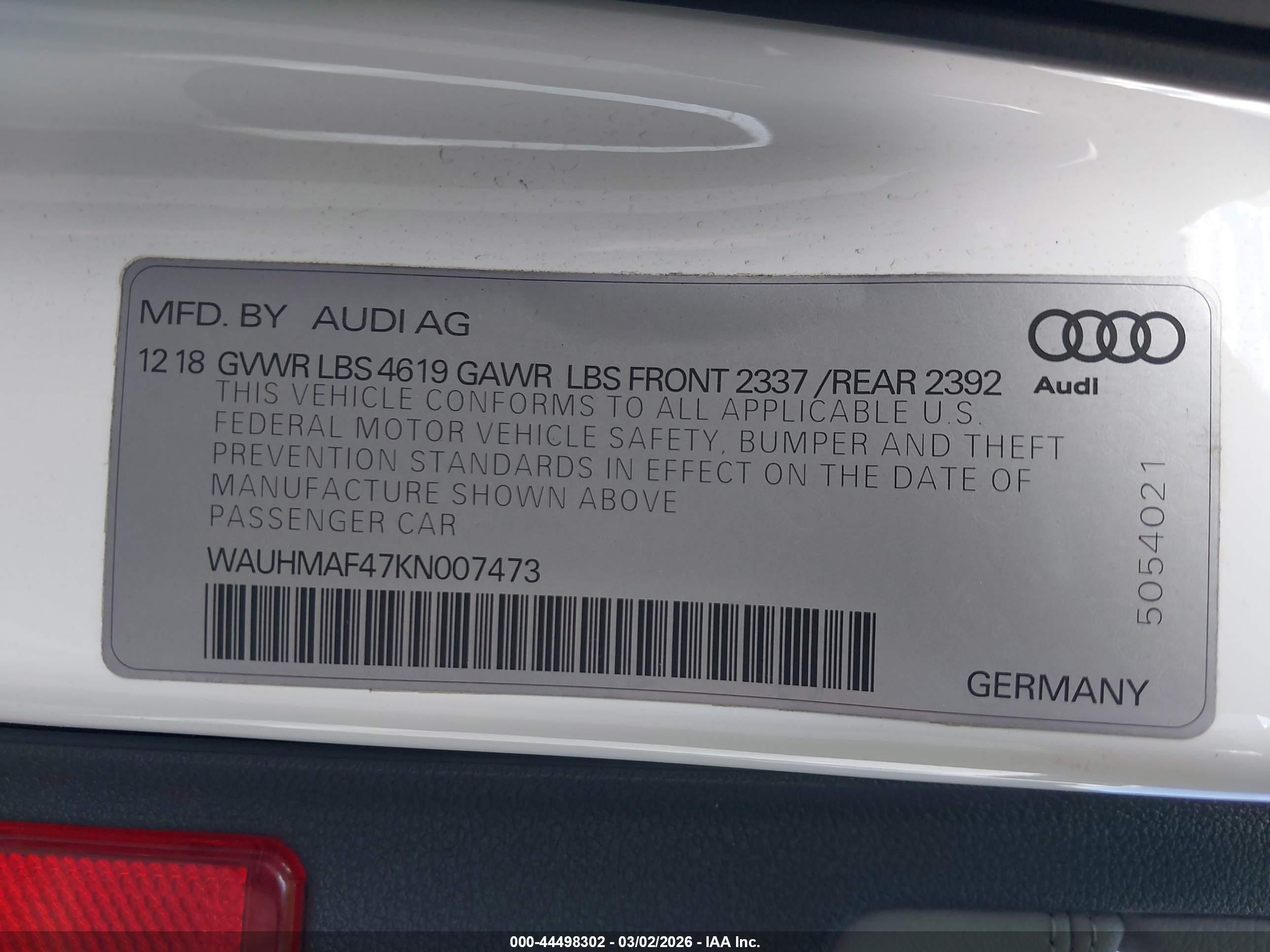AUDI A4 image 9