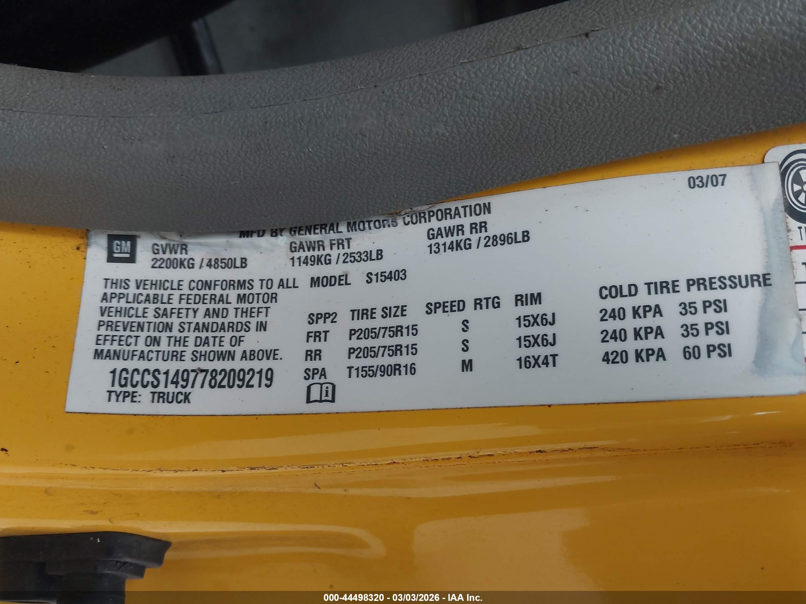 CHEVROLET COLORADO image 9