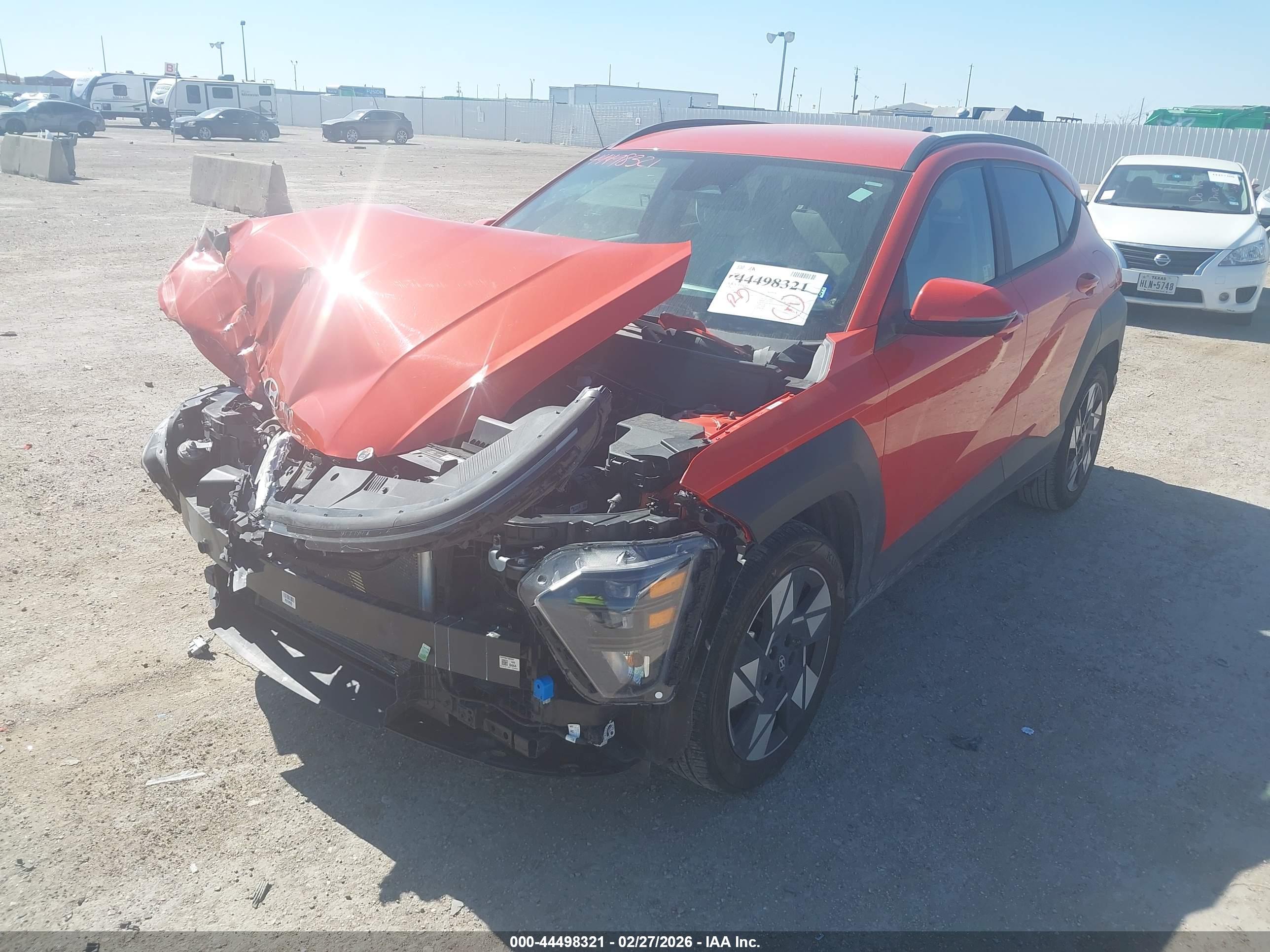 HYUNDAI KONA image 2