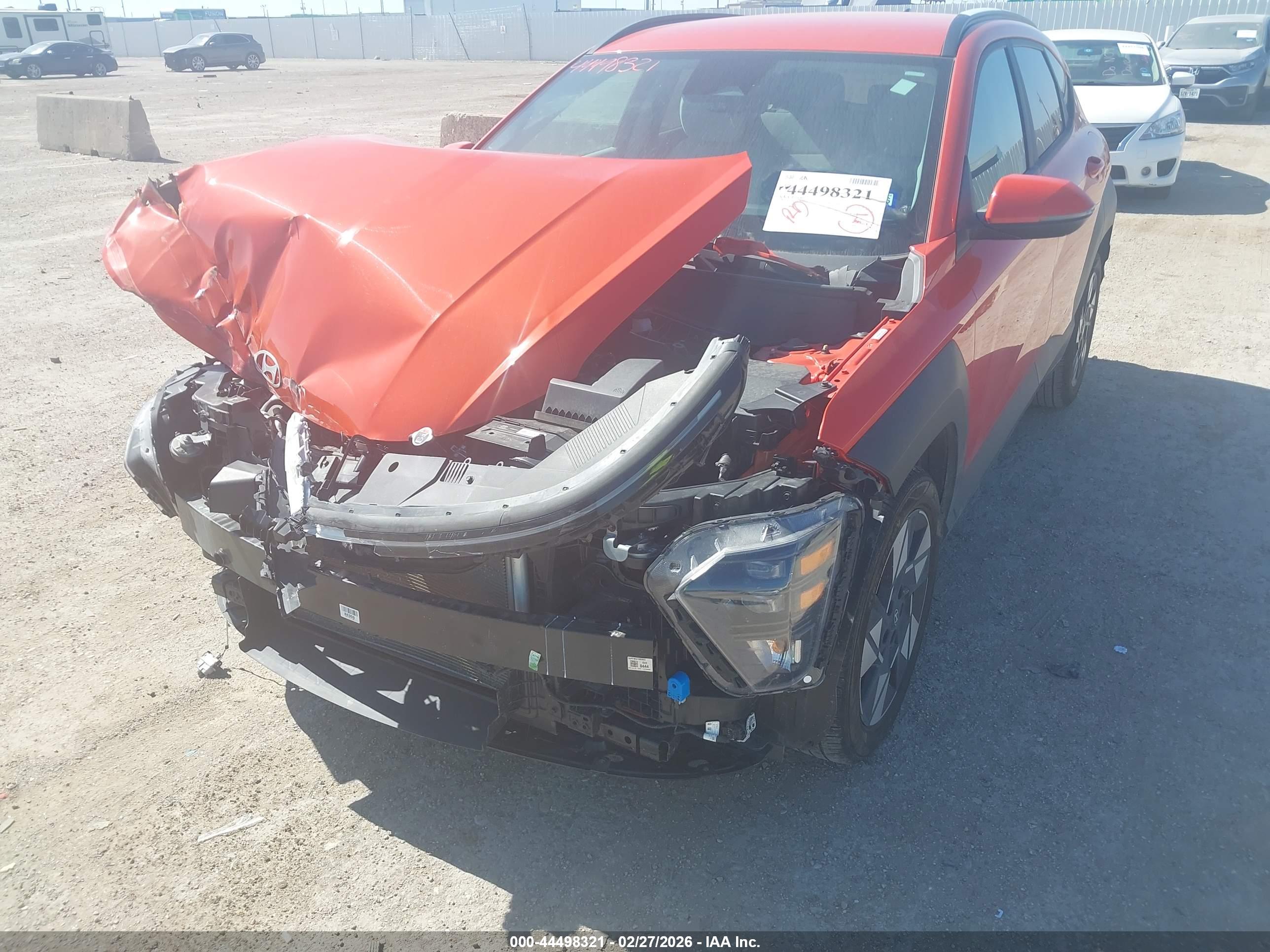 HYUNDAI KONA image 6