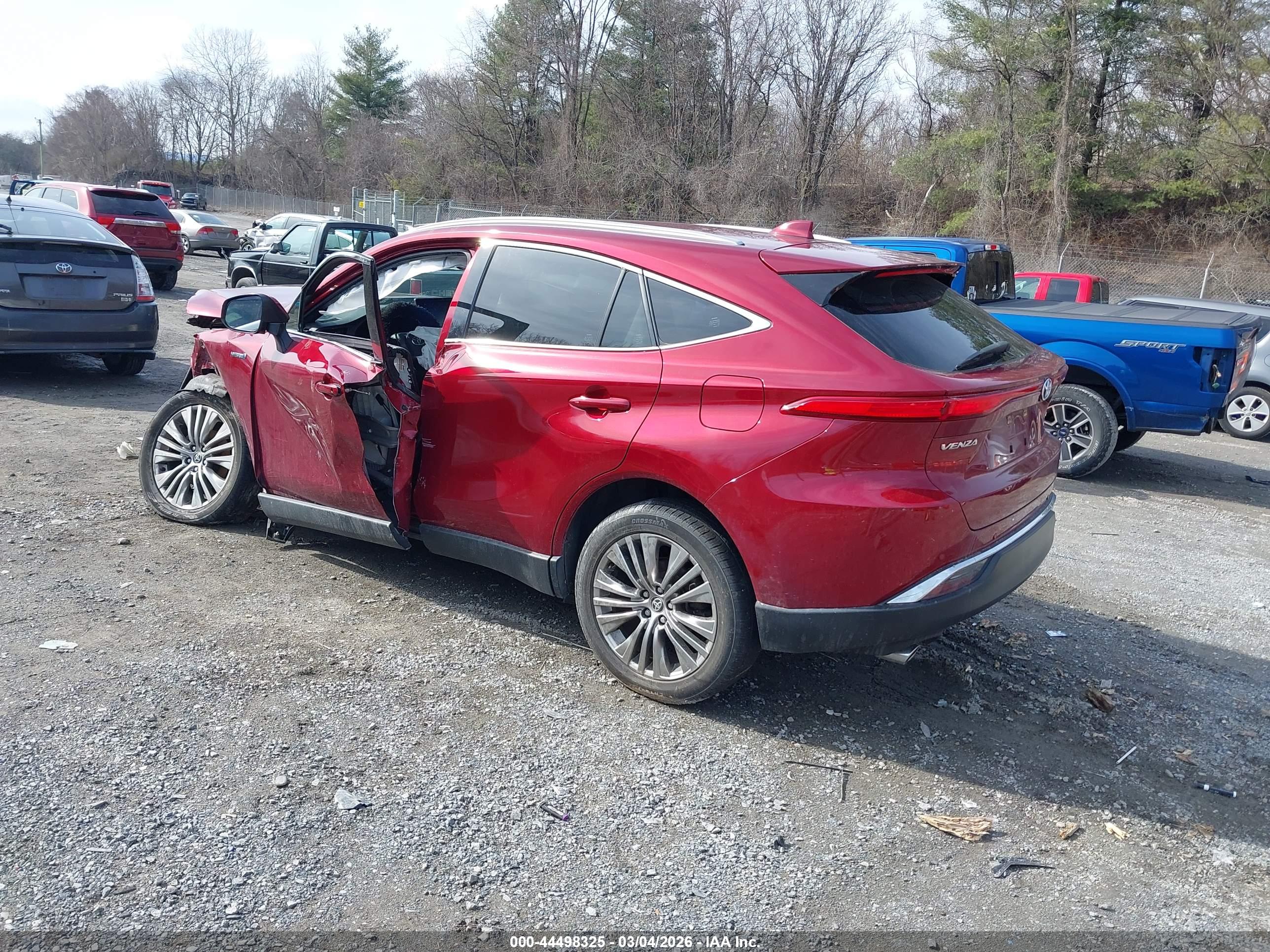 TOYOTA VENZA image 3