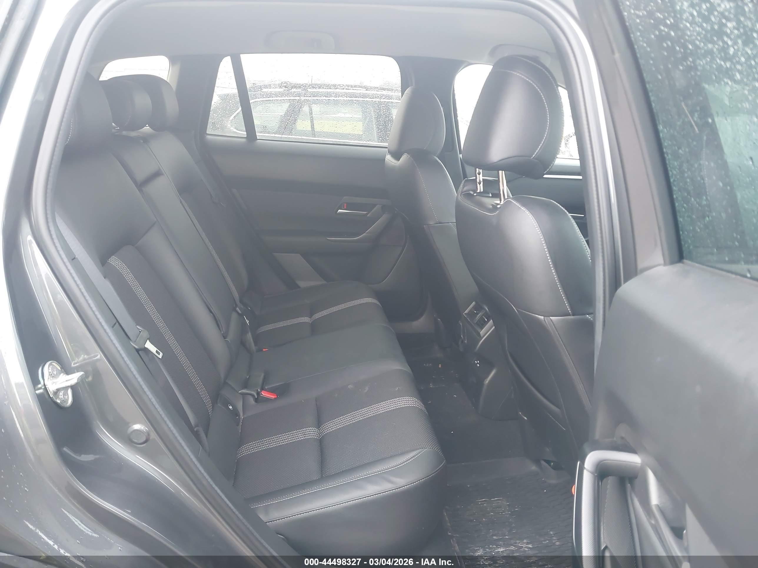 MAZDA CX-50 image 8
