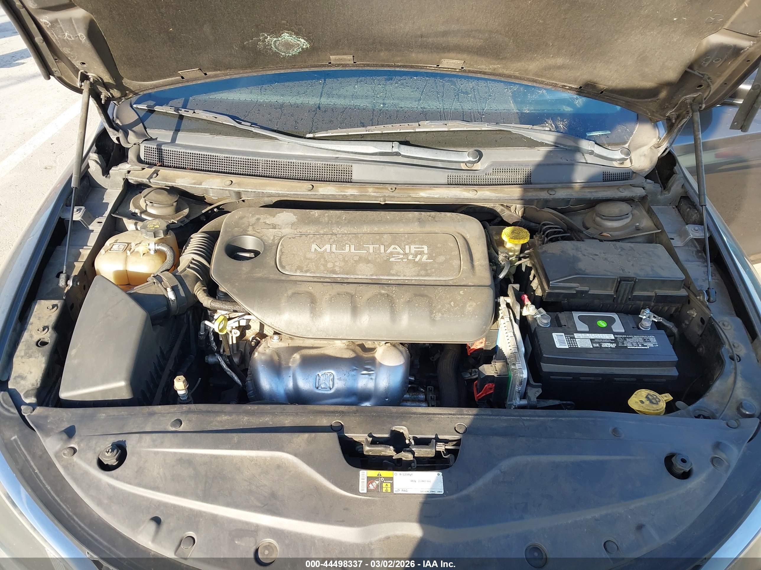 CHRYSLER 200 image 10