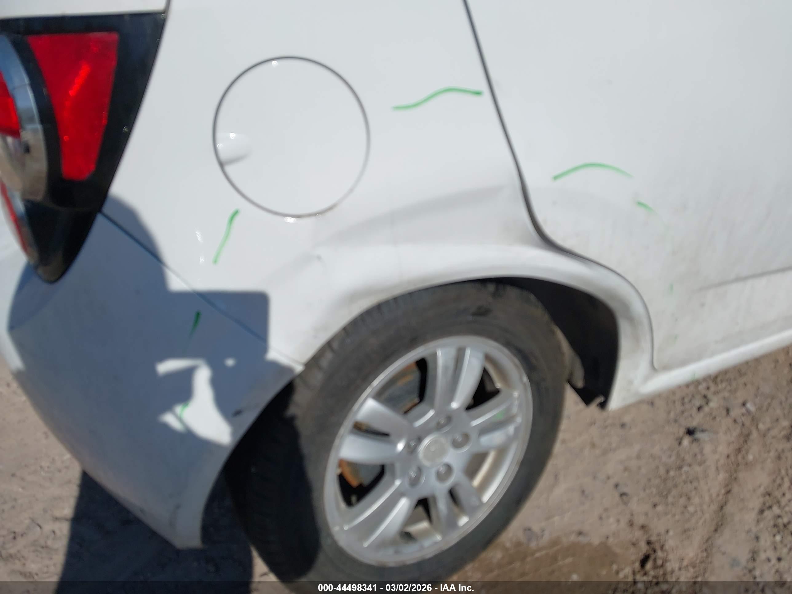 CHEVROLET SONIC image 6