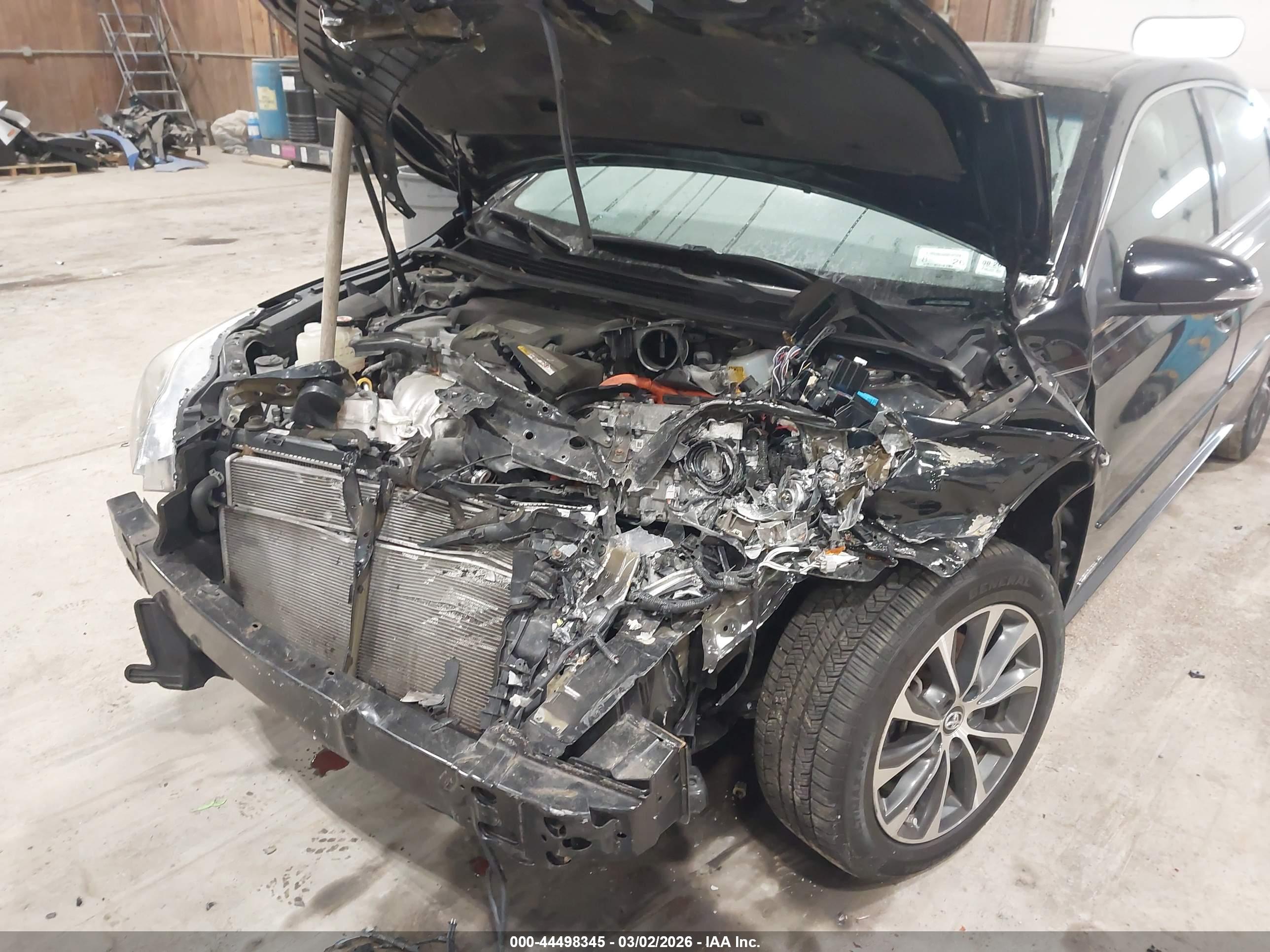 TOYOTA AVALON image 6