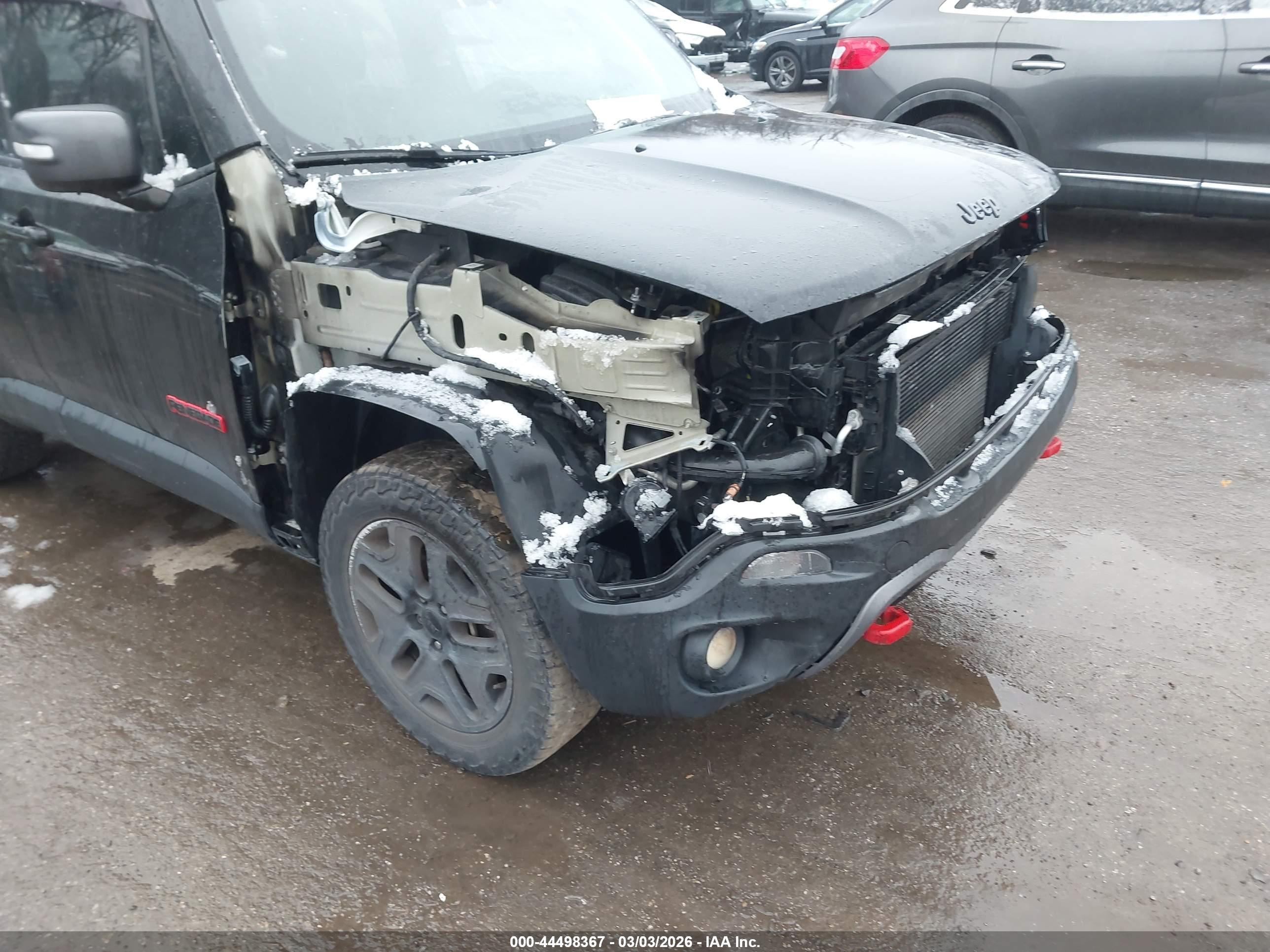 JEEP RENEGADE image 6