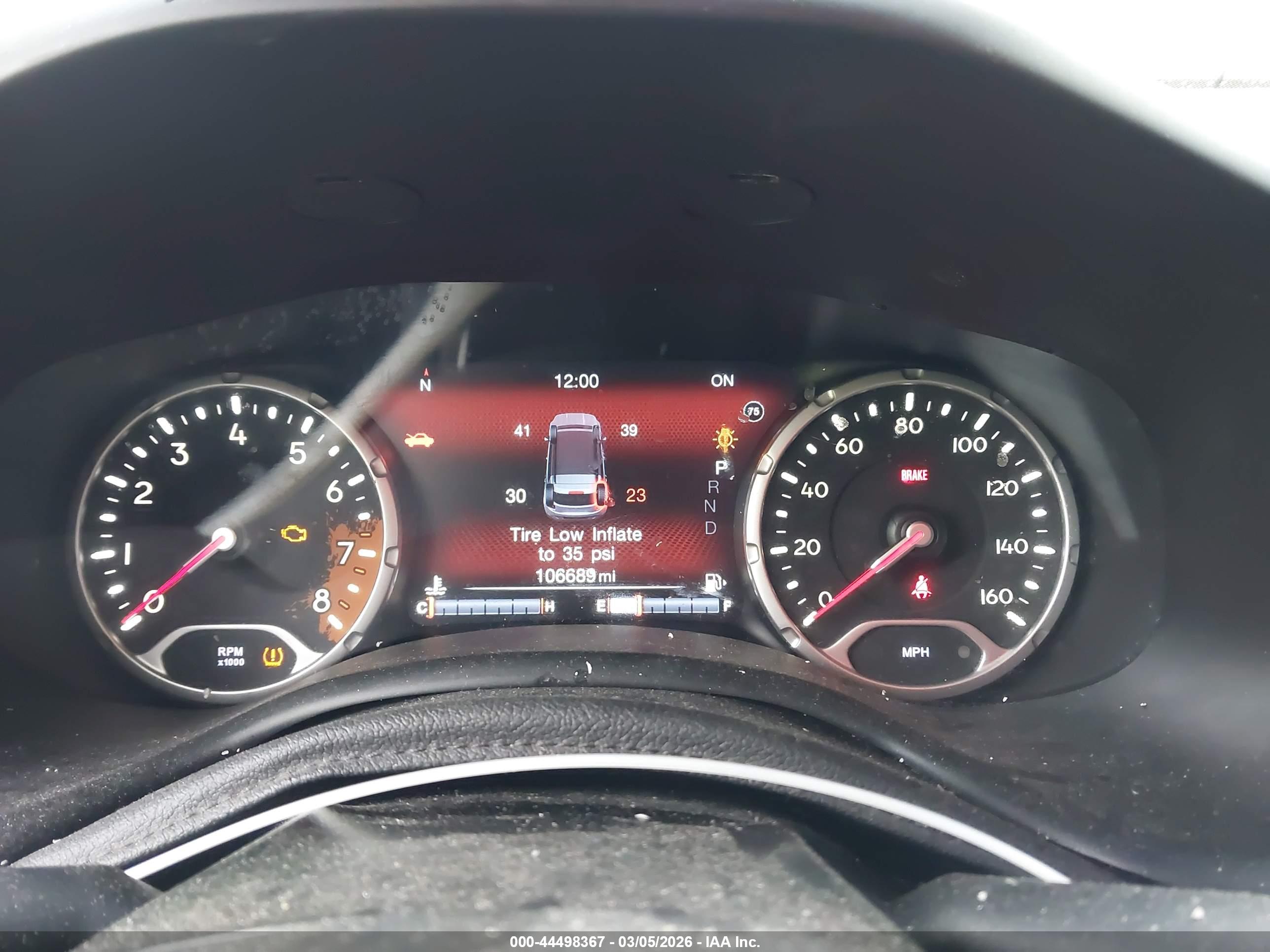 JEEP RENEGADE image 7