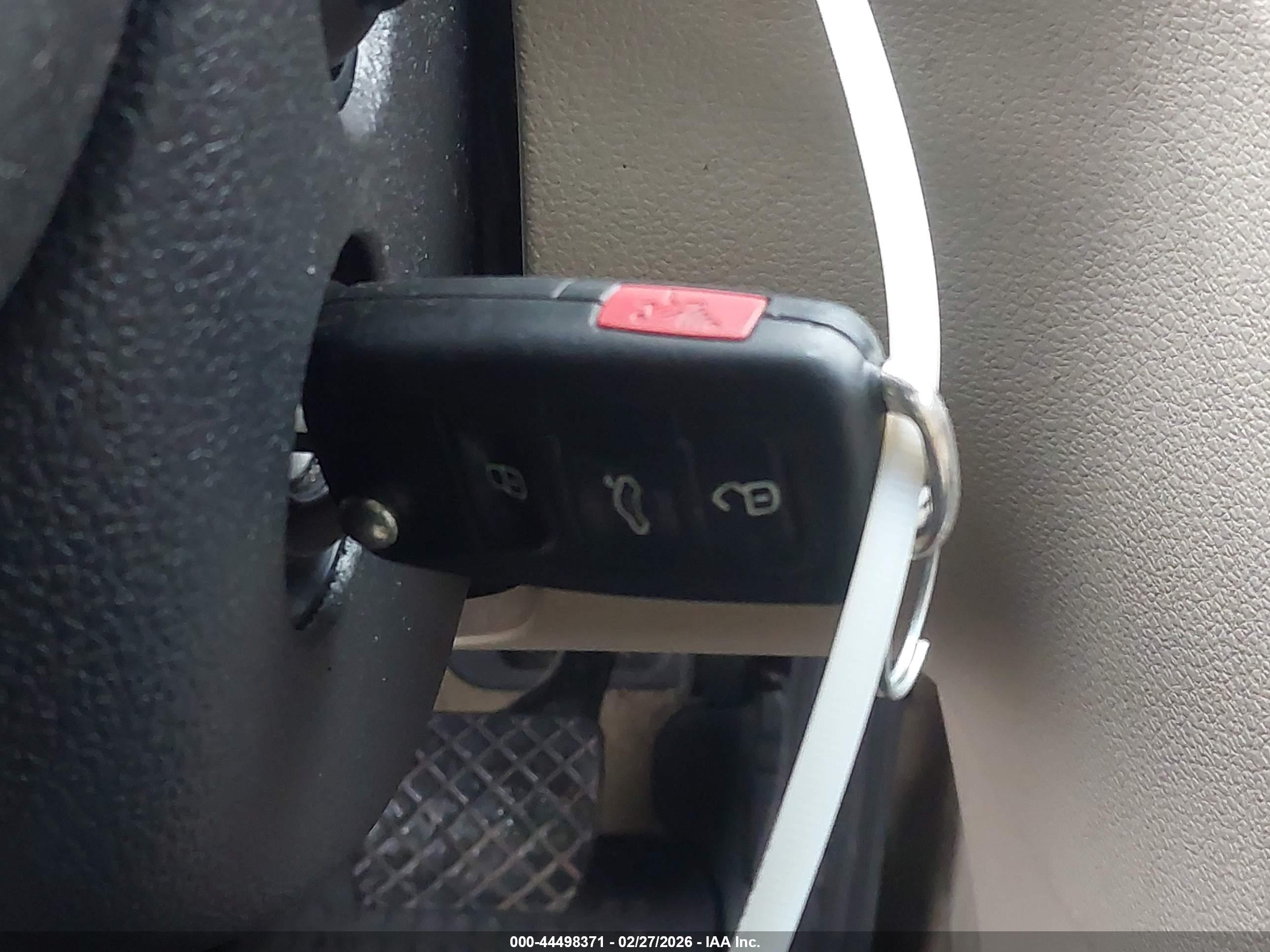 VOLKSWAGEN PASSAT image 11