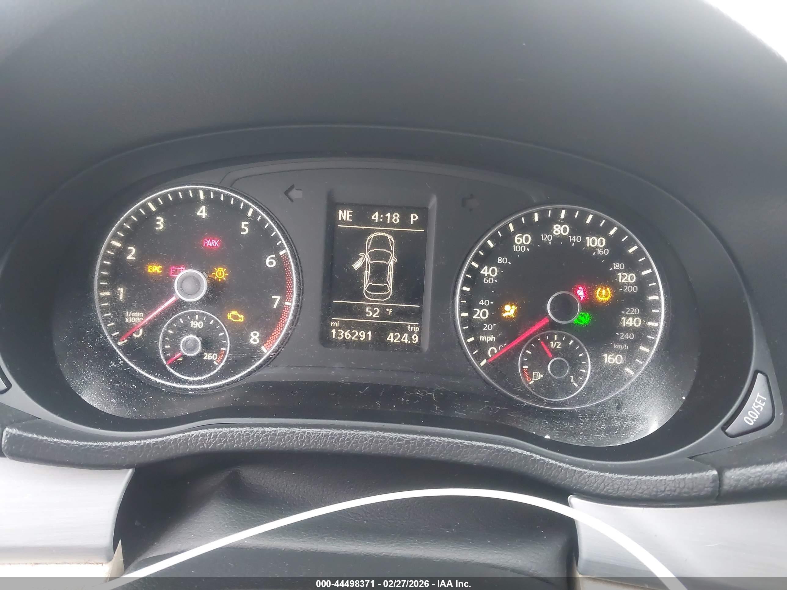VOLKSWAGEN PASSAT image 7