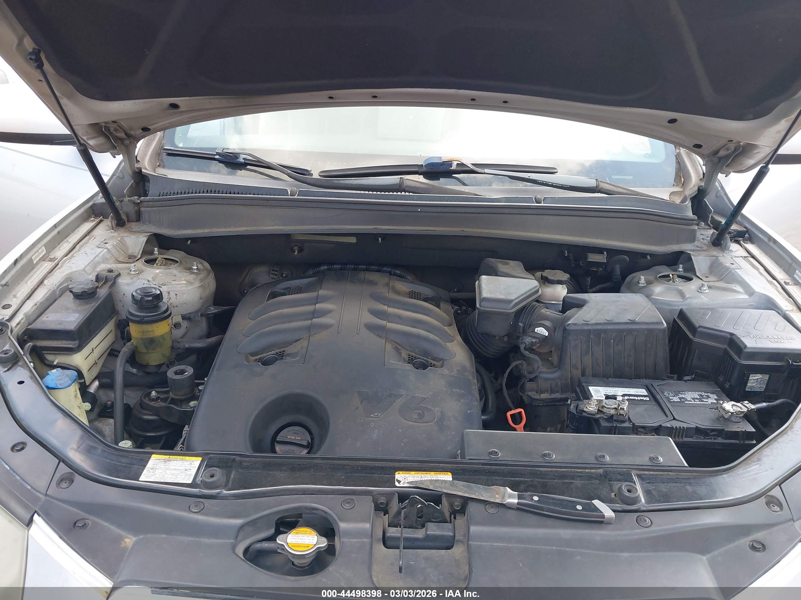 HYUNDAI SANTA image 10