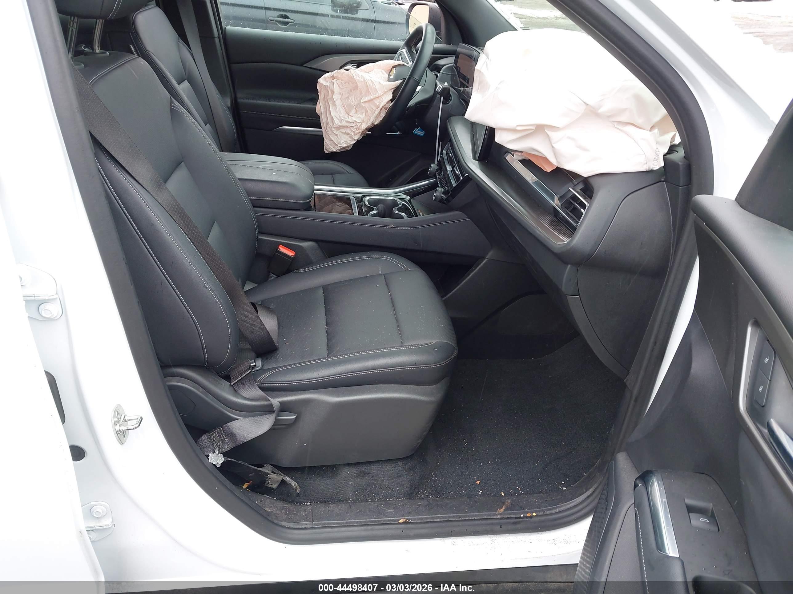CHEVROLET TRAVERSE image 5