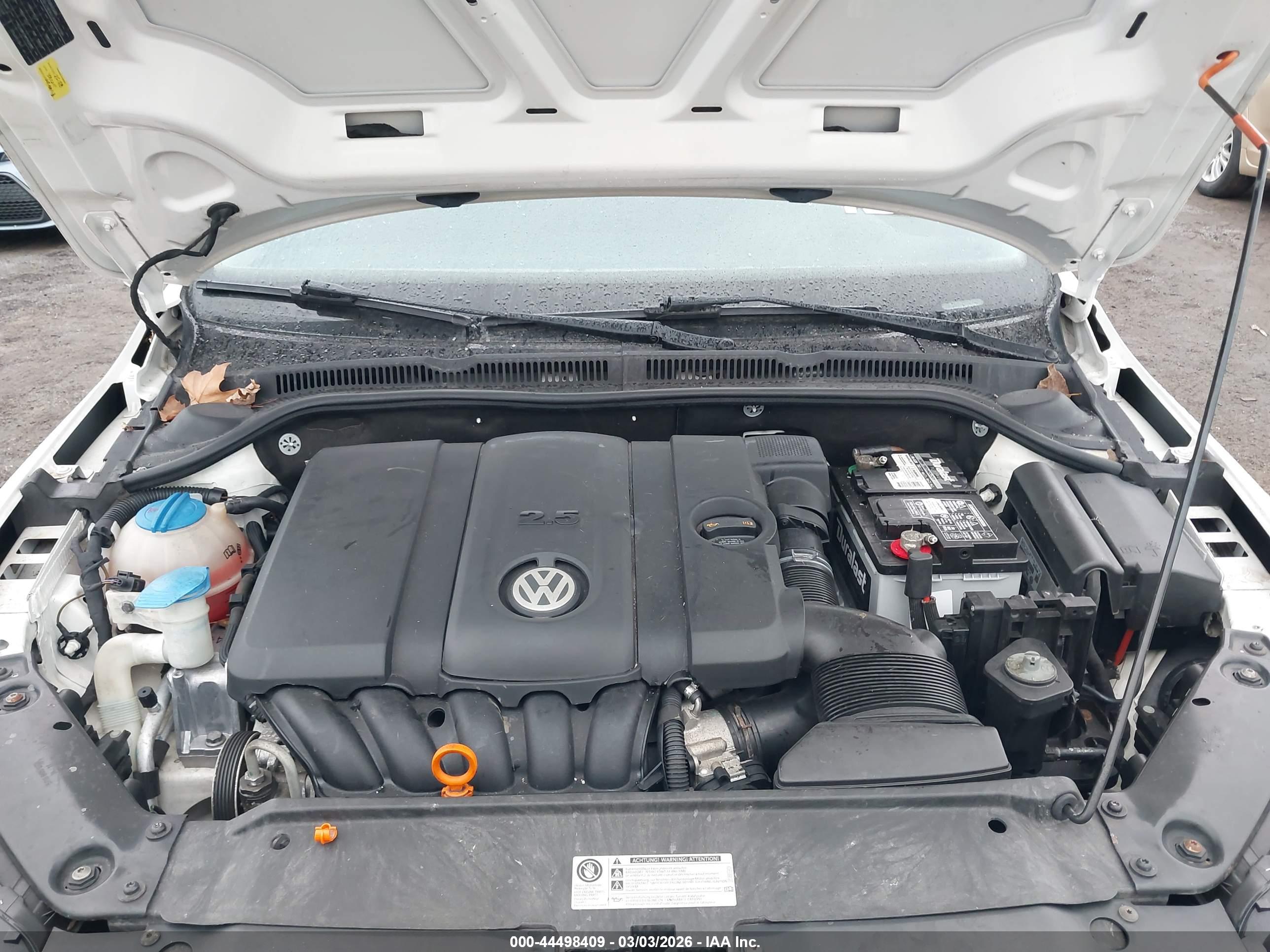 VOLKSWAGEN JETTA image 10