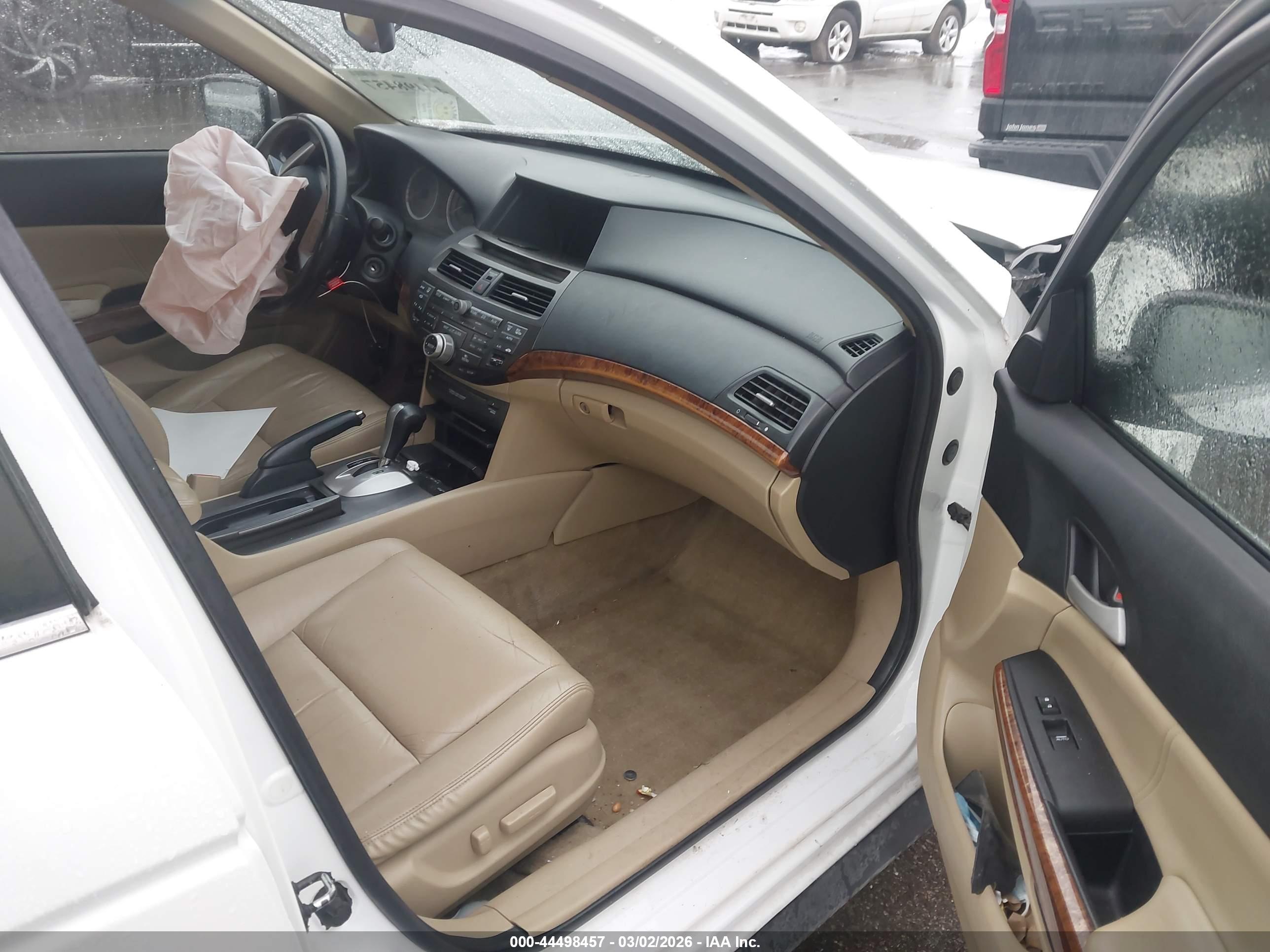 HONDA ACCORD image 5