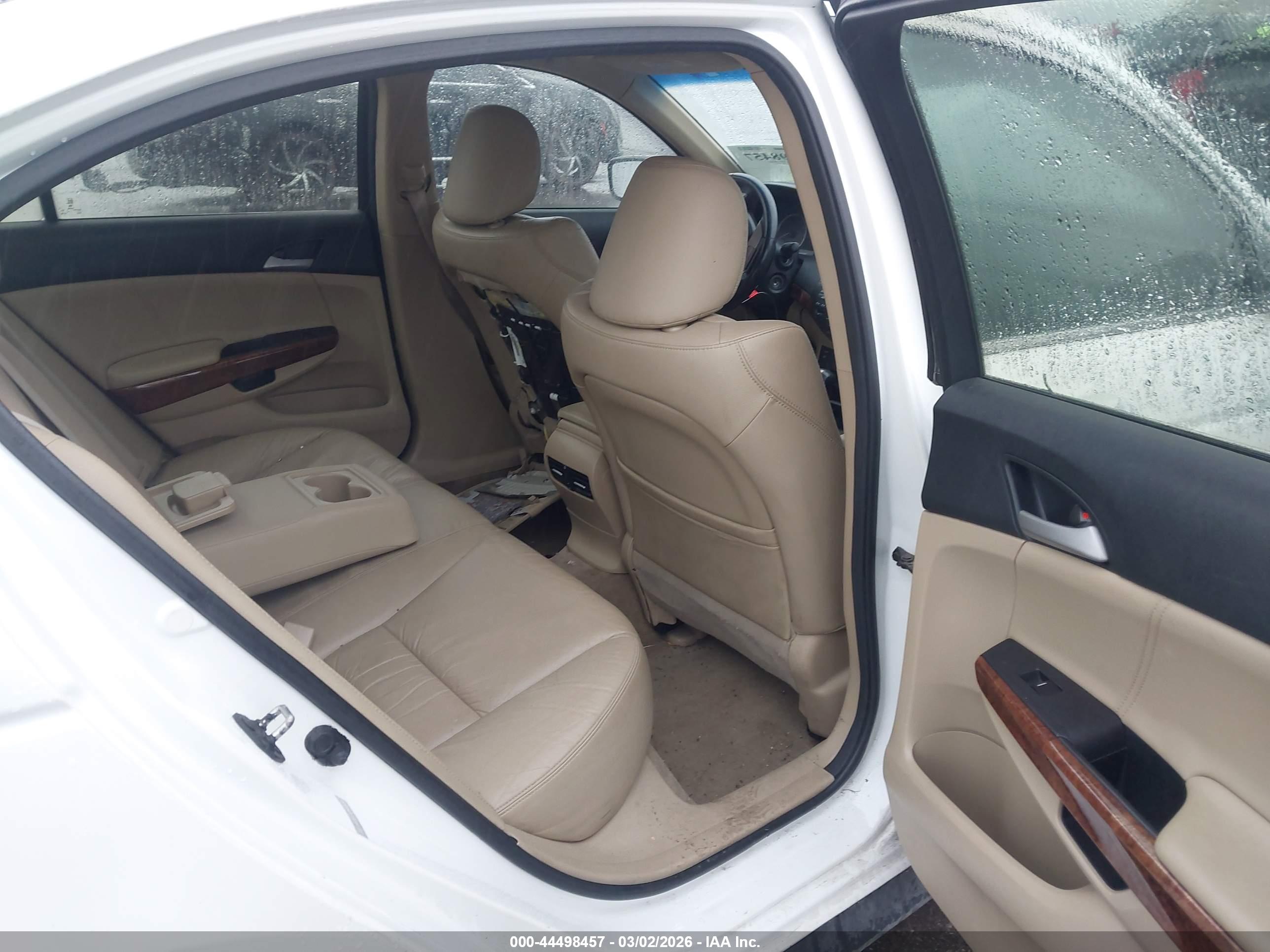 HONDA ACCORD image 8