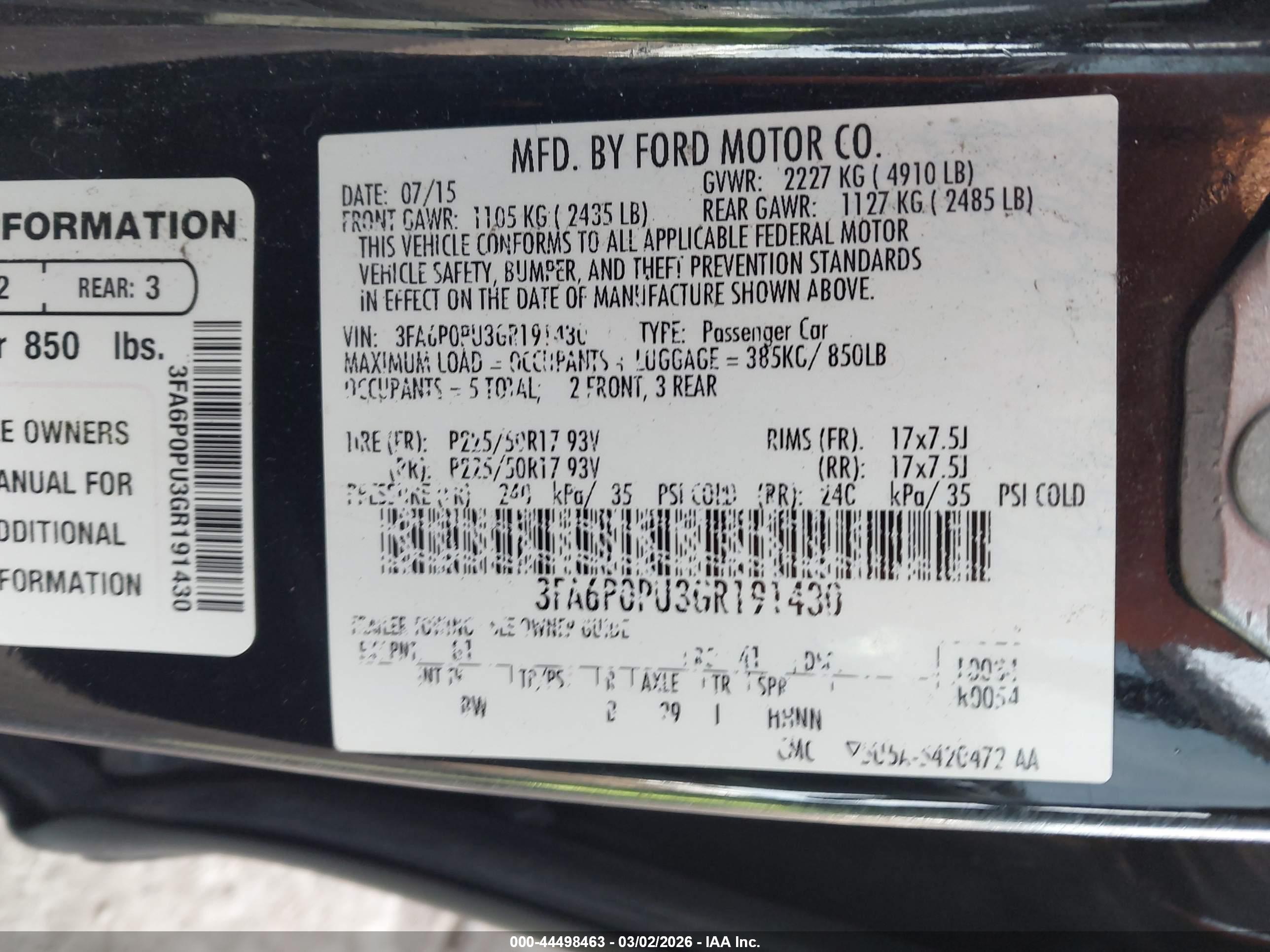 FORD FUSION image 9