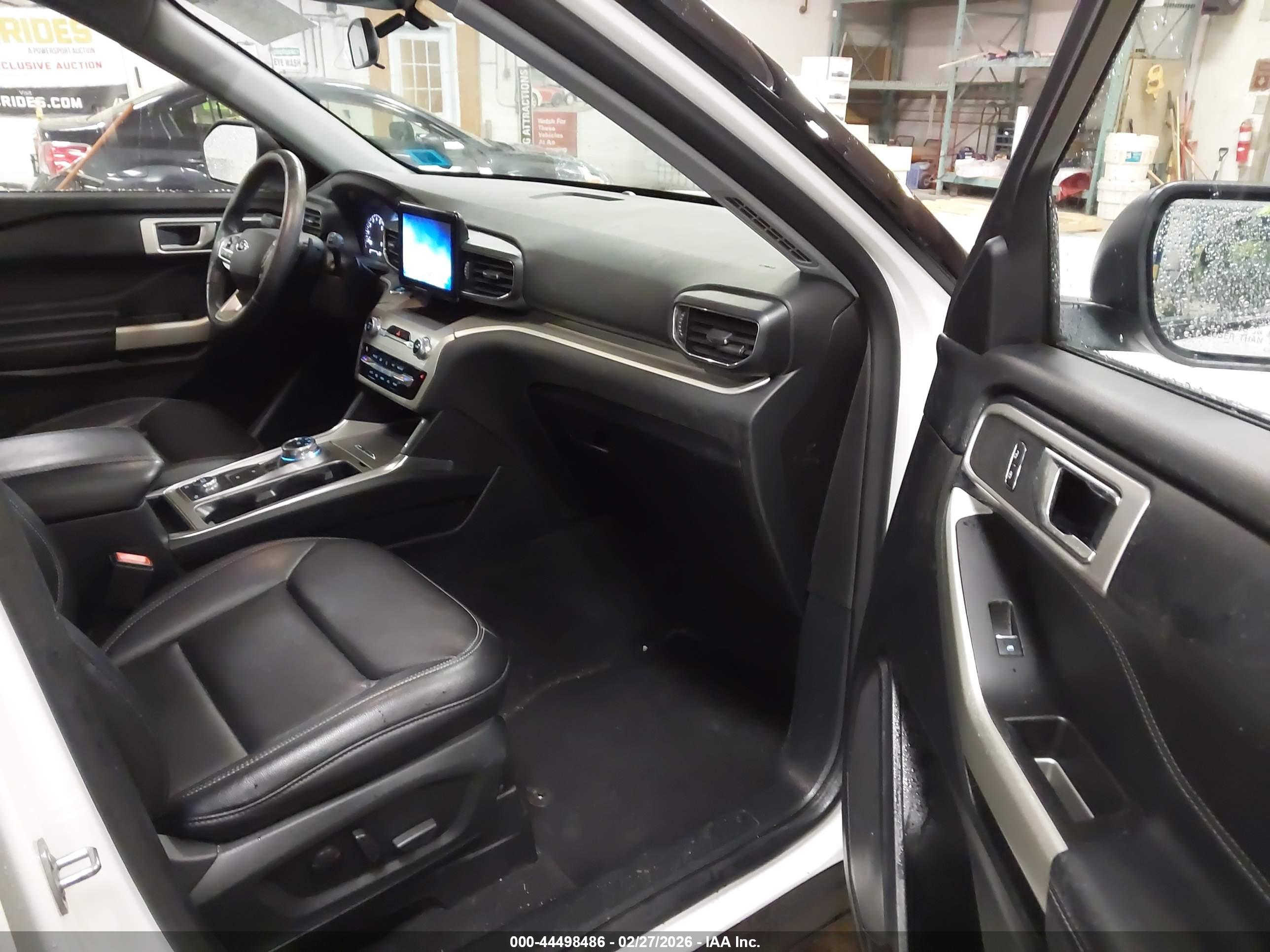 FORD EXPLORER image 5