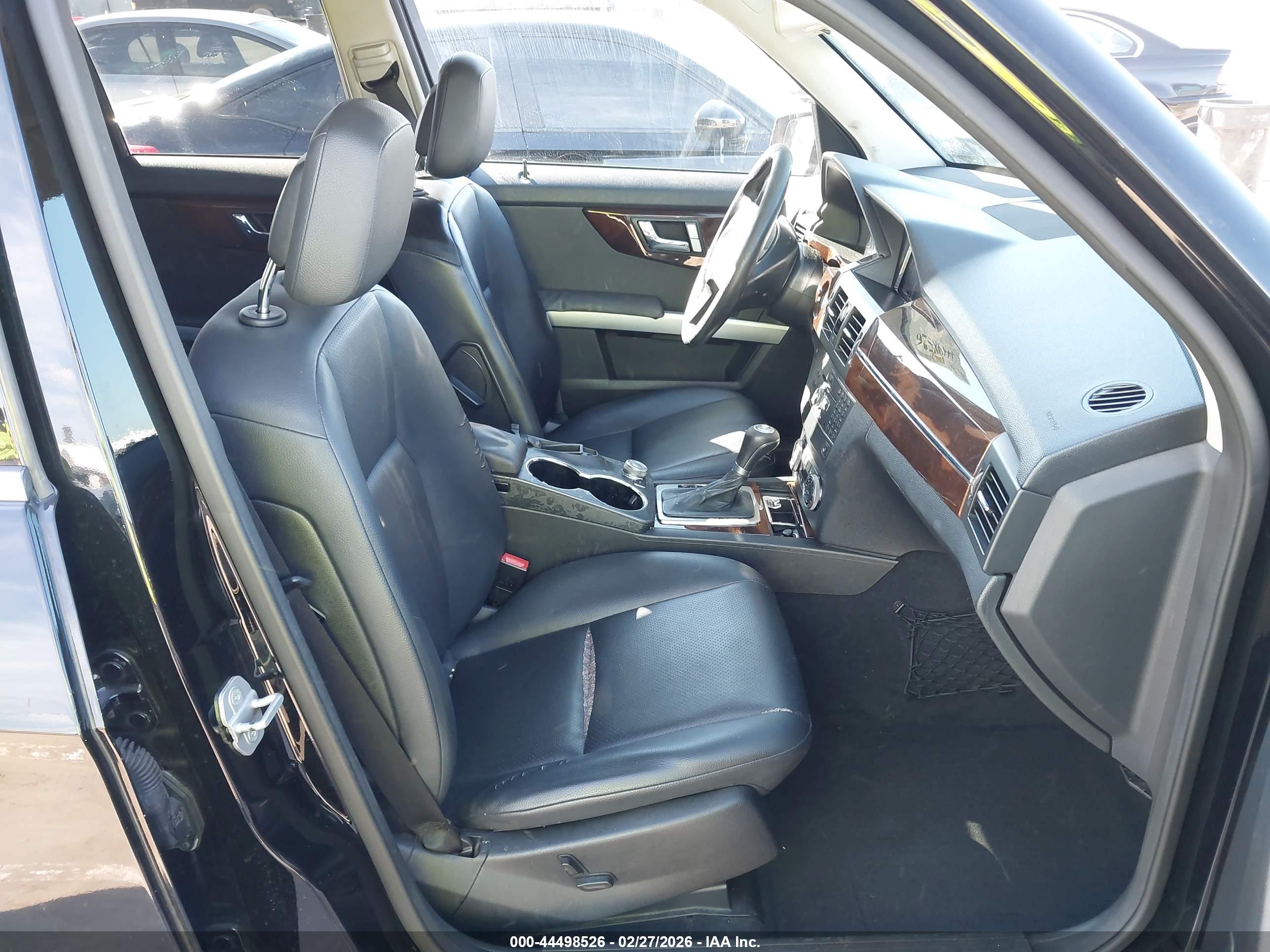 MERCEDES-BENZ GLK image 5