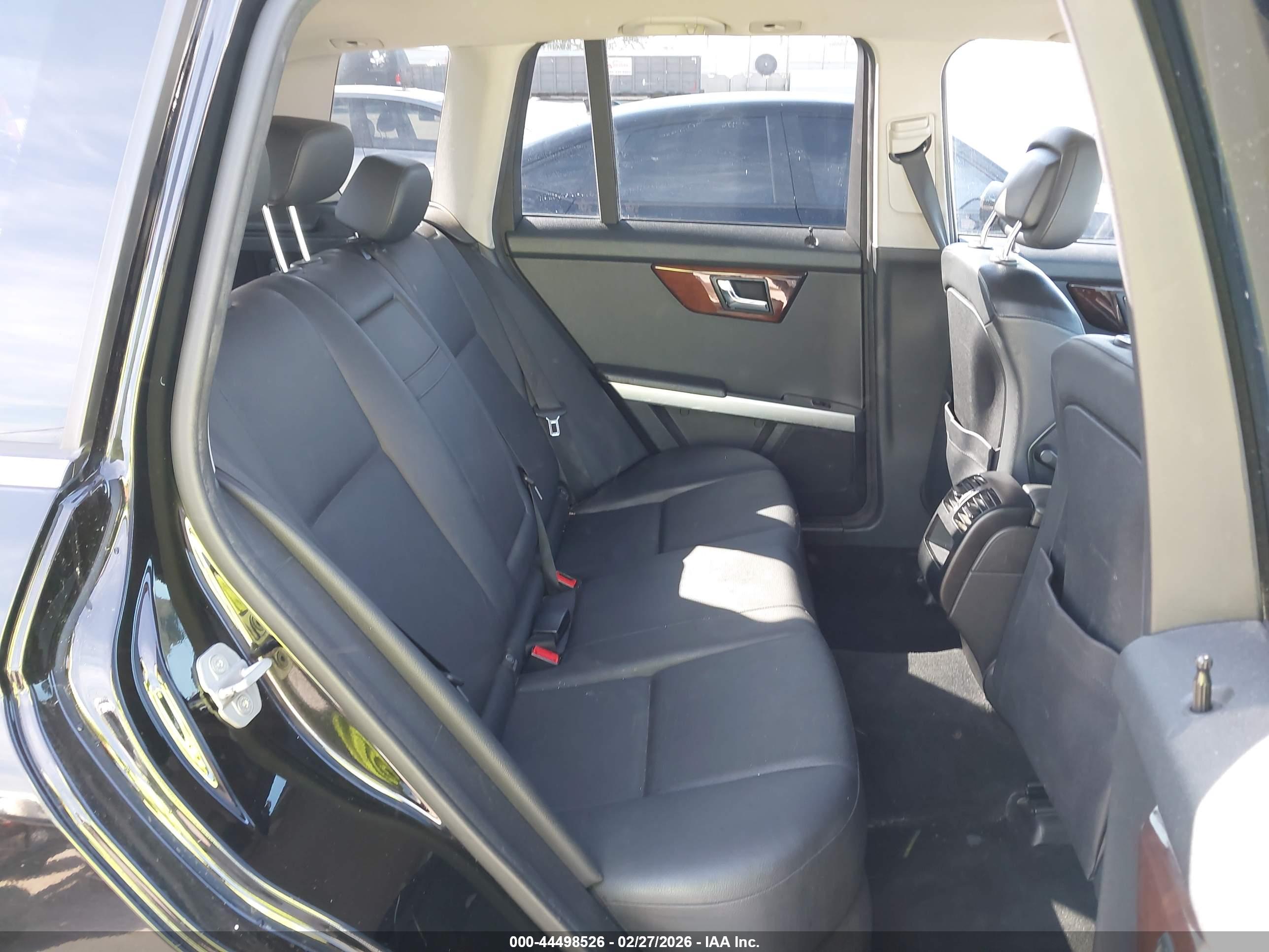 MERCEDES-BENZ GLK image 8