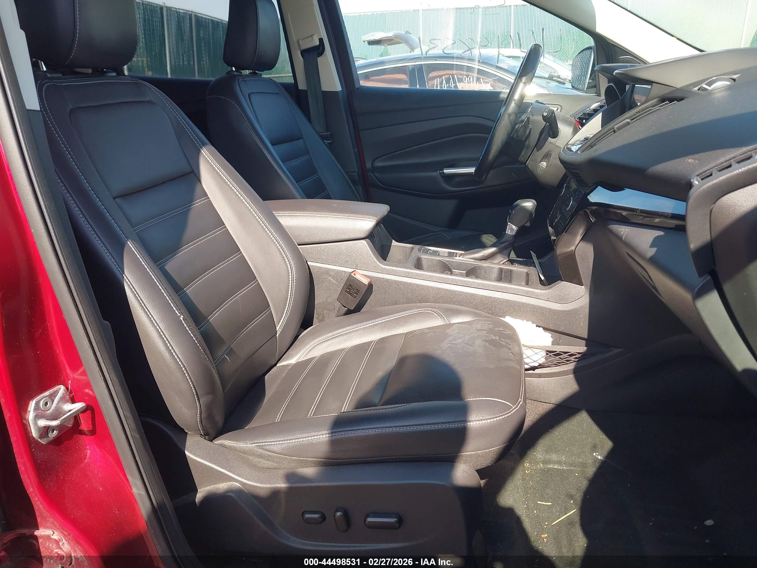 FORD ESCAPE image 5