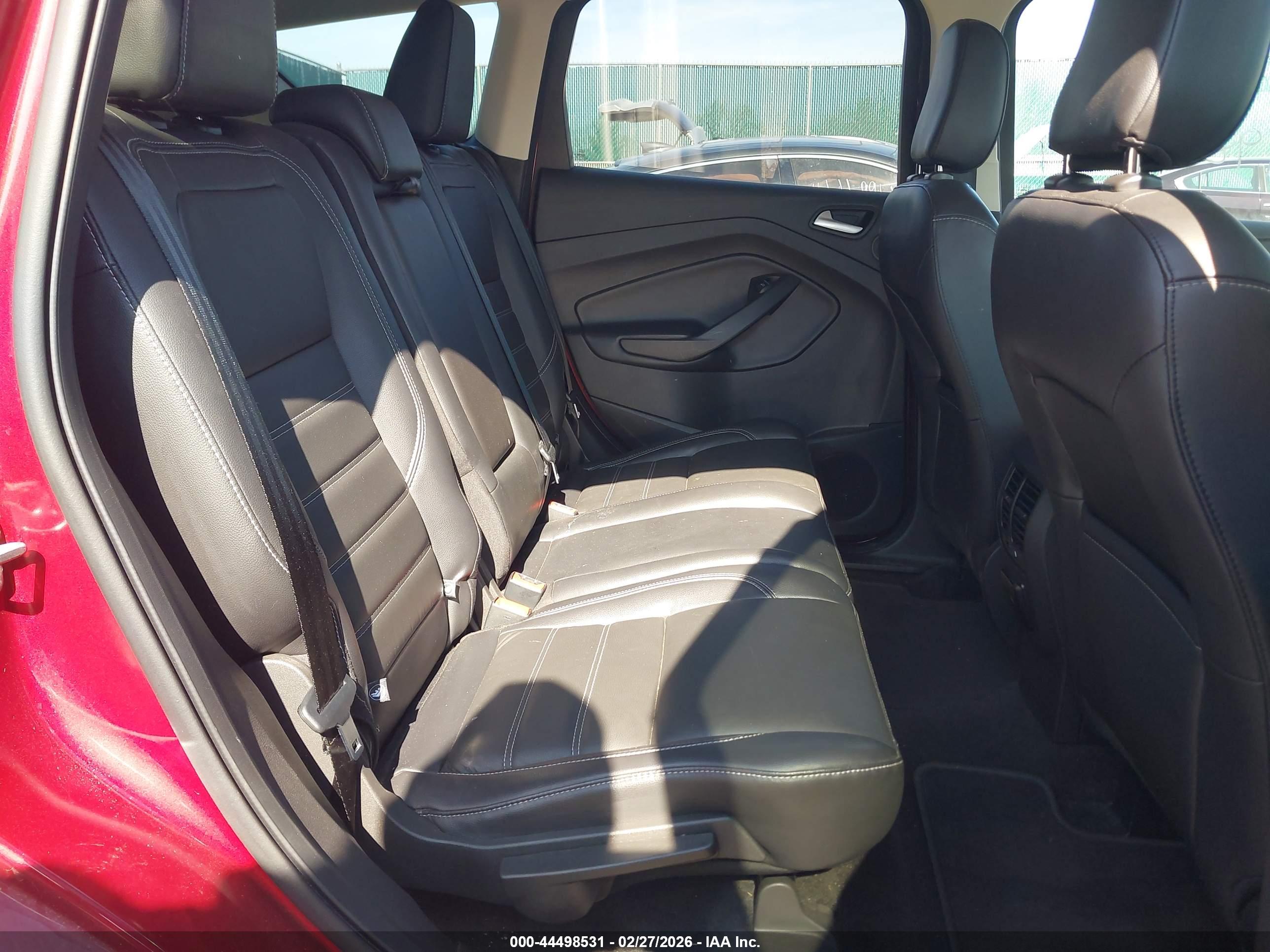 FORD ESCAPE image 8