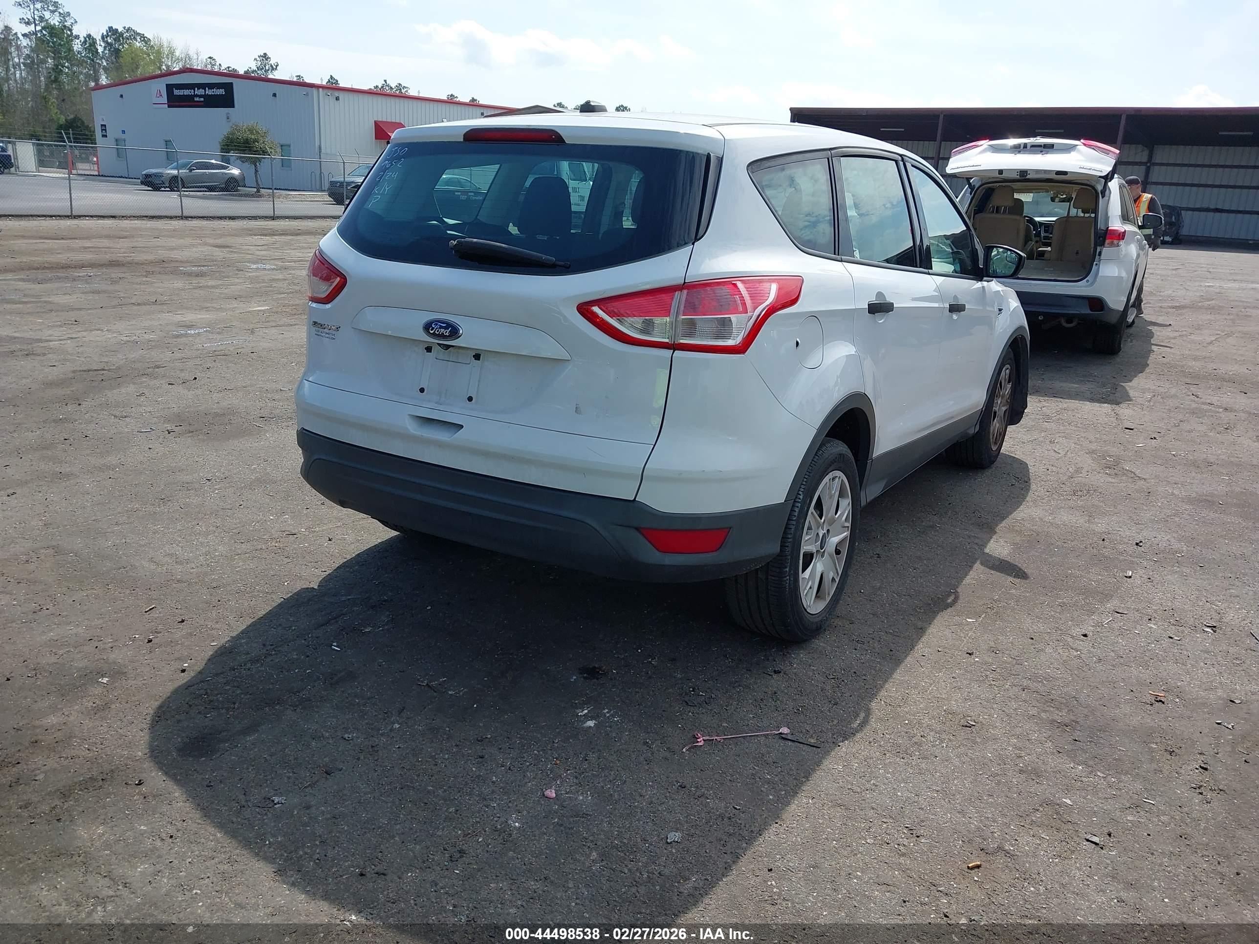 FORD ESCAPE image 4