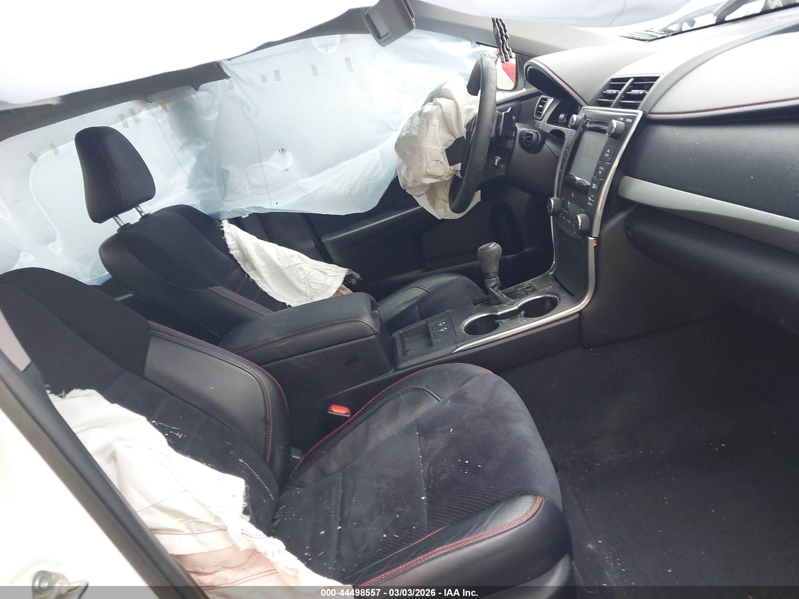 TOYOTA CAMRY image 5
