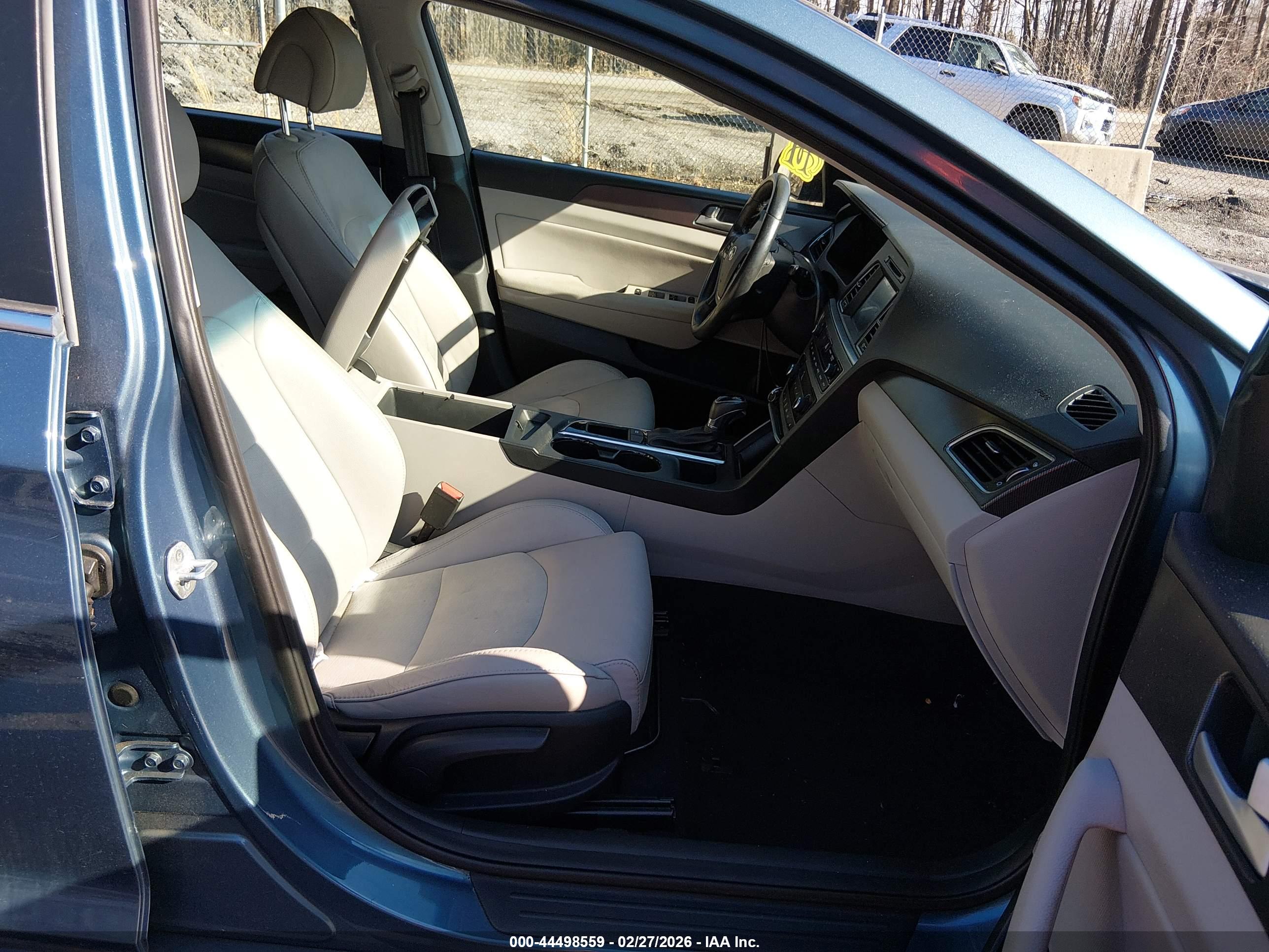 HYUNDAI SONATA image 5